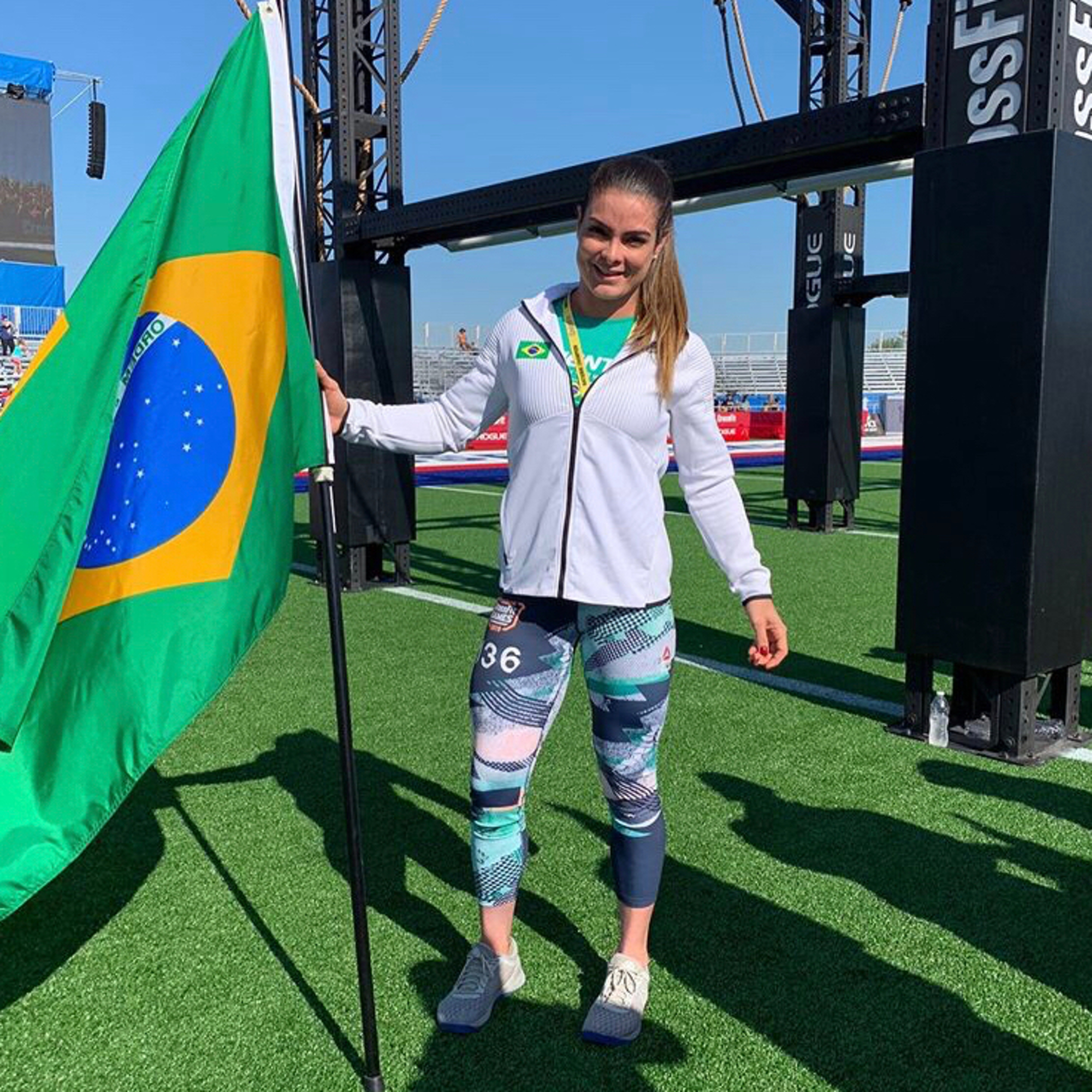 GRITA, MULHER!!!