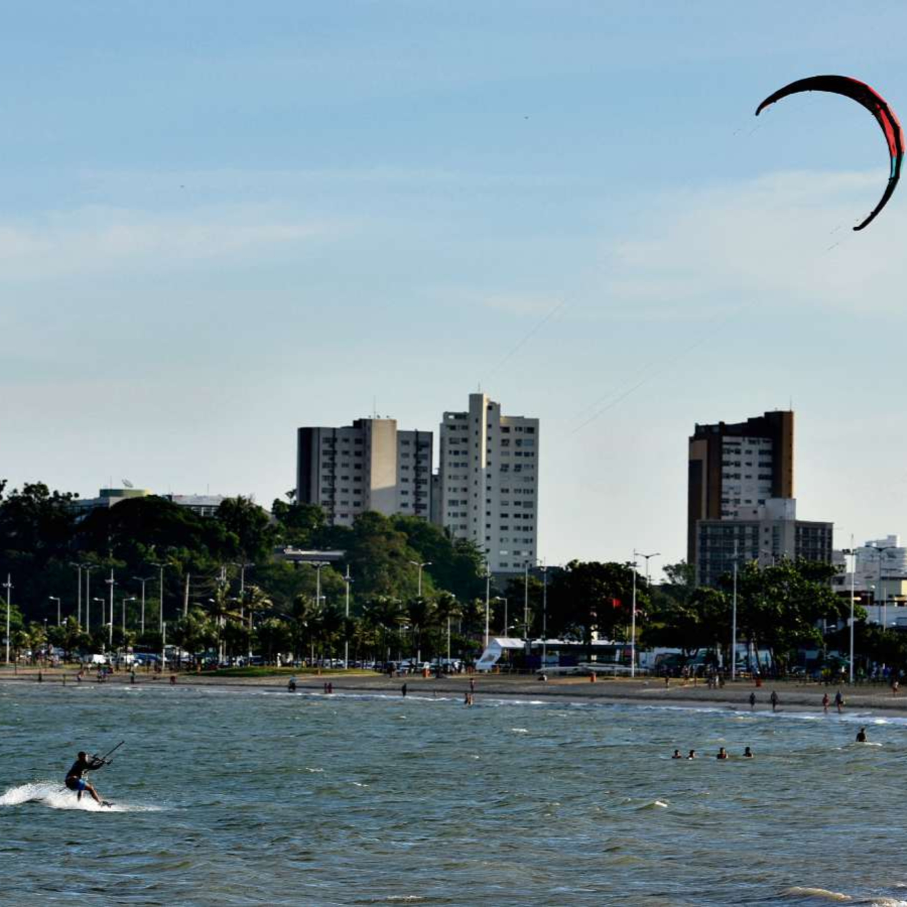 Ciclone na costa do ES: meteorologista explica fenômeno no inverno episode artwork