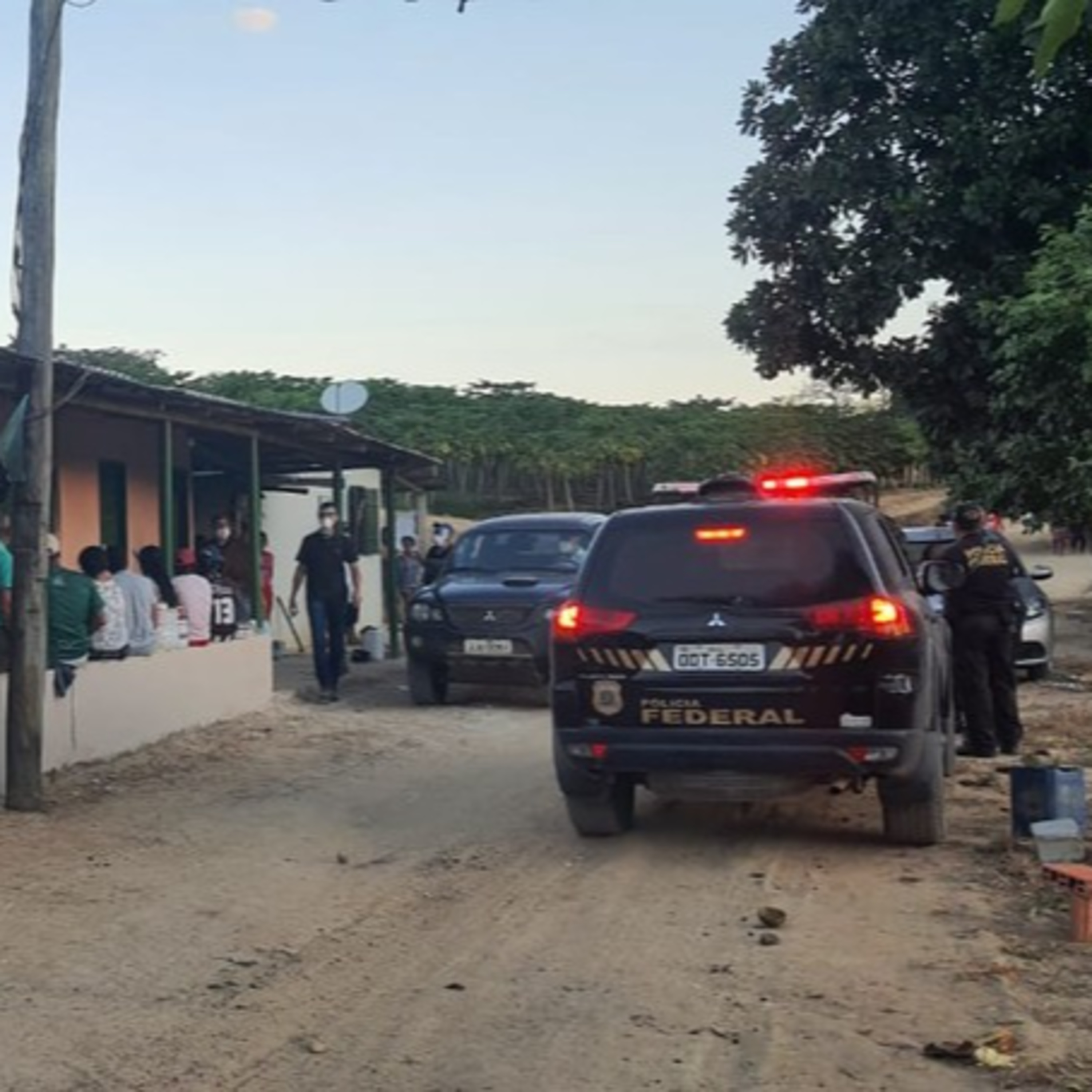 Trabalhadores em condições precárias: entenda o caso em Vila Valério episode artwork