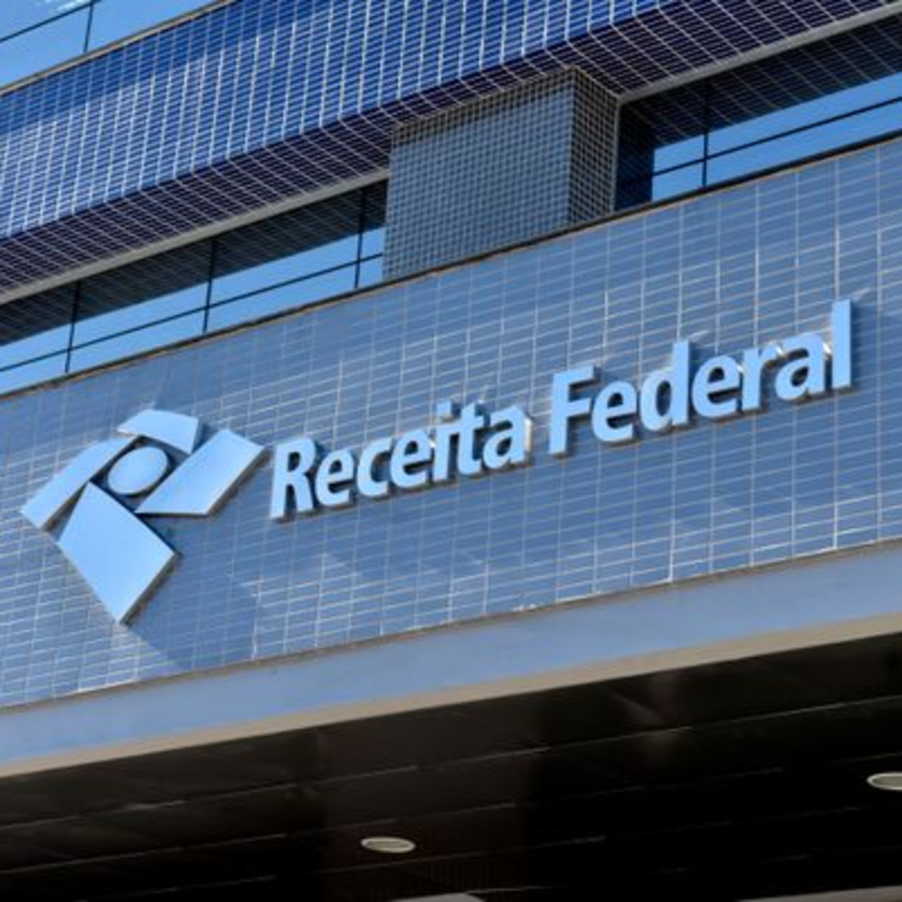 Mudança na isenção do Imposto de Renda, taxação sobre dividendos: entenda o que deve mudar episode artwork