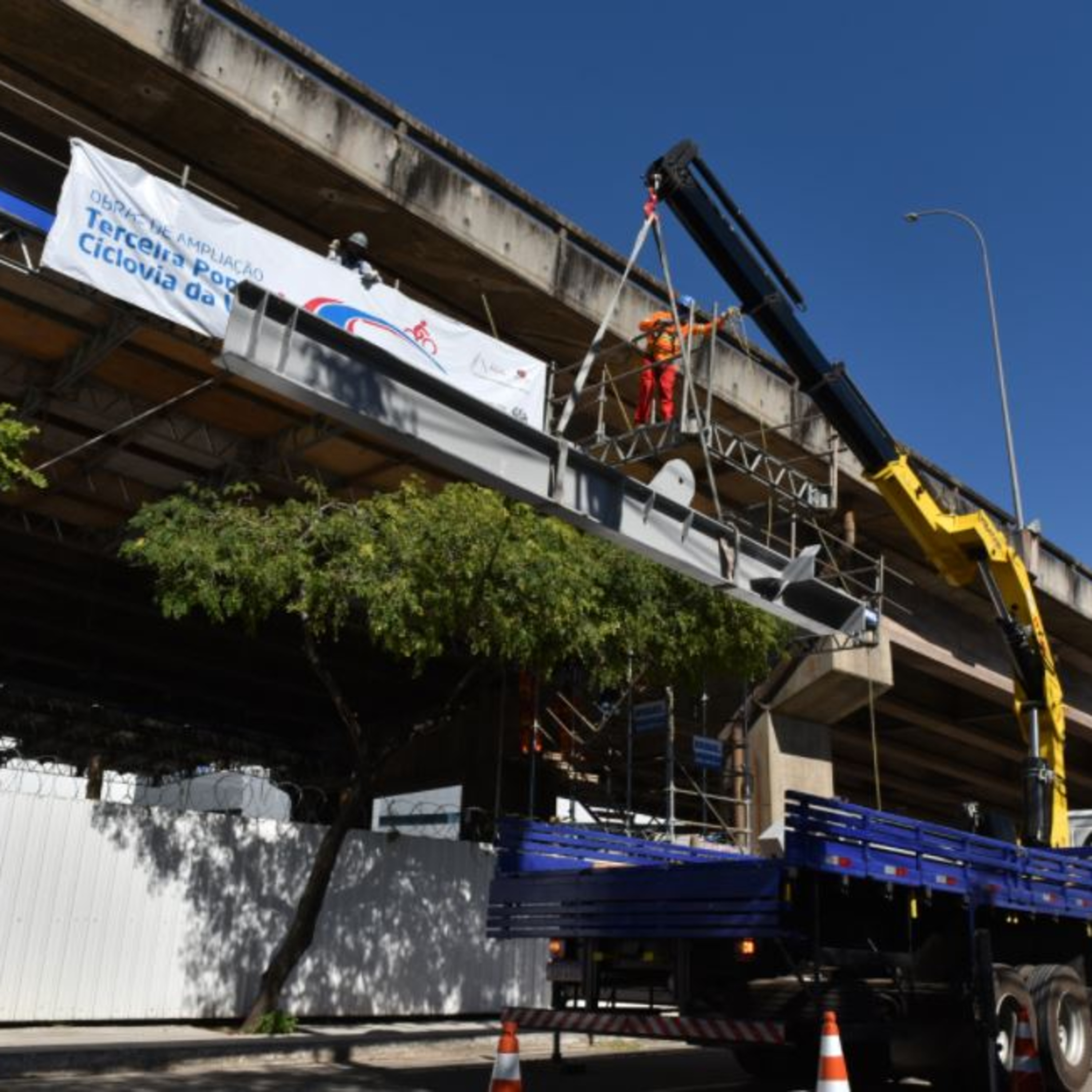 Obras de ampliação da 3ª Ponte e da nova ciclovia têm 1ª peça metálica instalada episode artwork