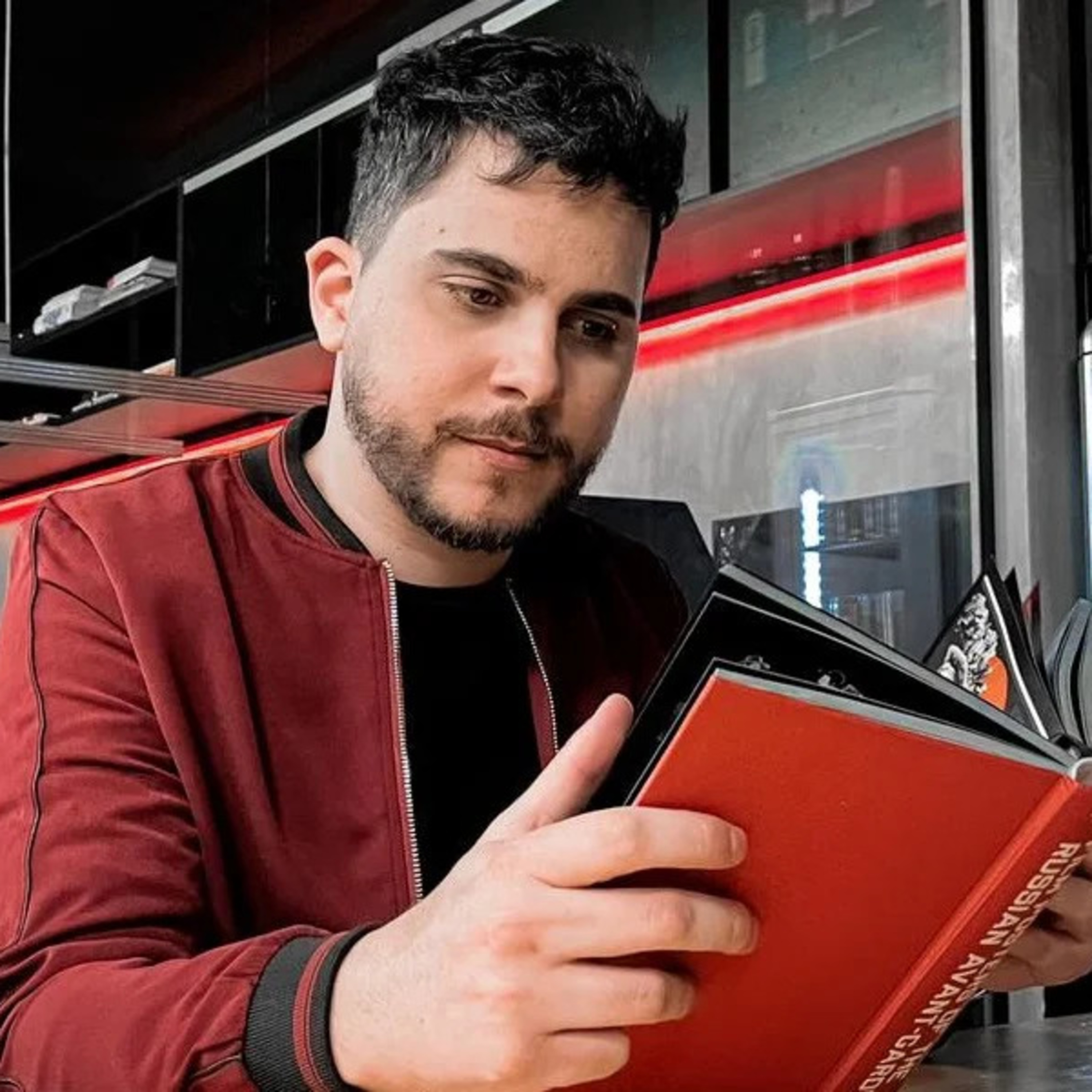 Conheça a mente por trás de "O Parcial", coluna satírica capixaba episode artwork