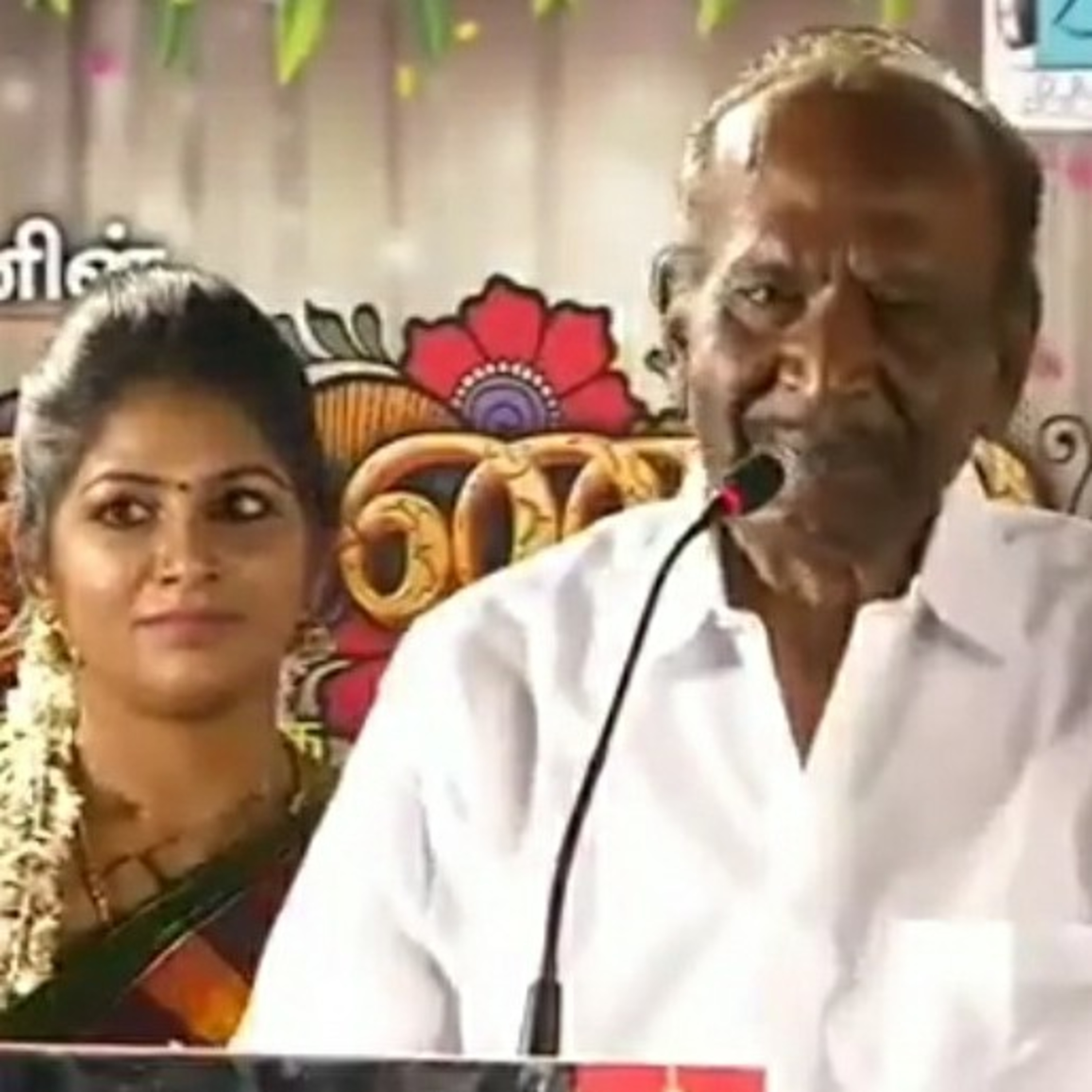 Udhiri Pookal
