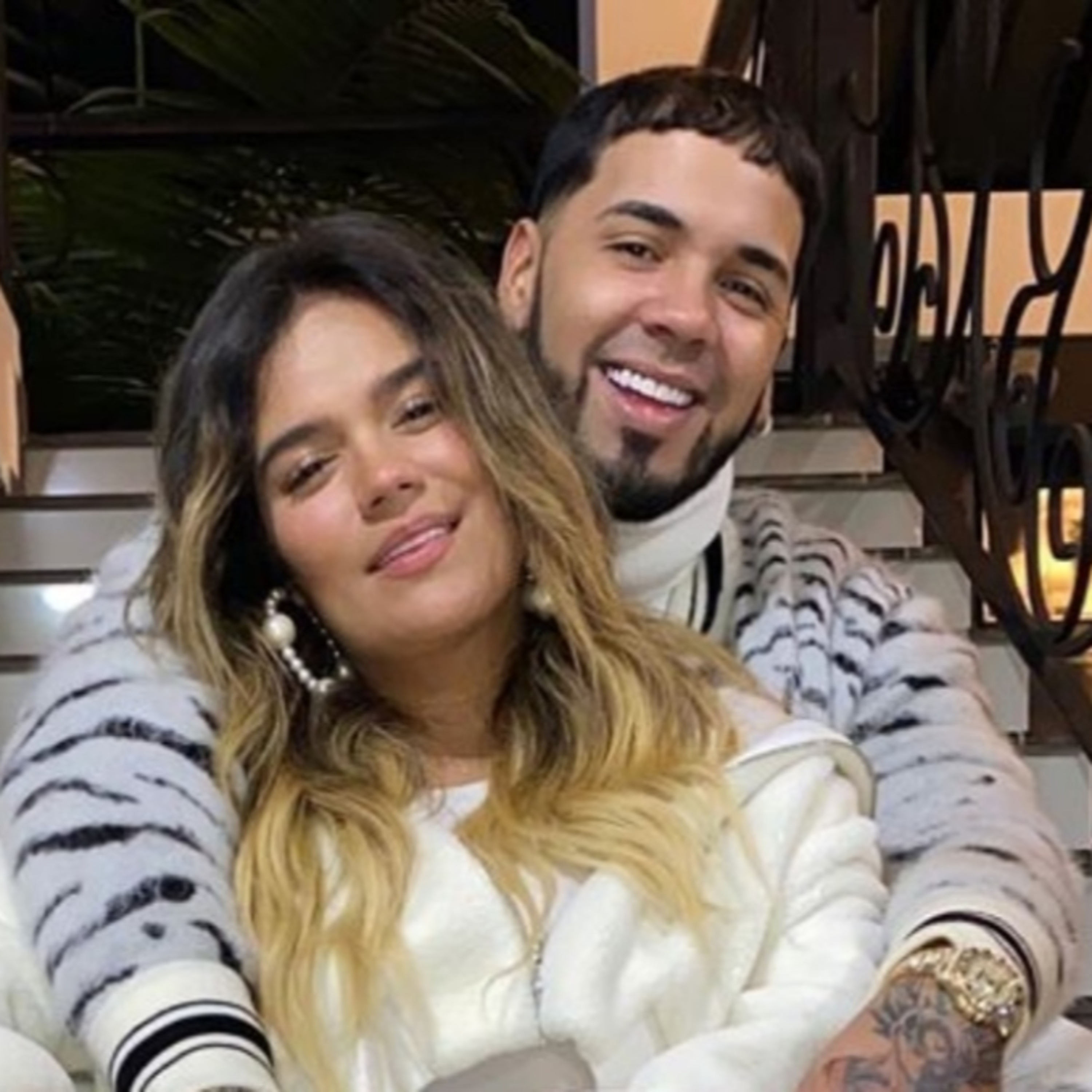 Karol G y Anuel AA ya no serán novios... ¿Qué paso? episode artwork