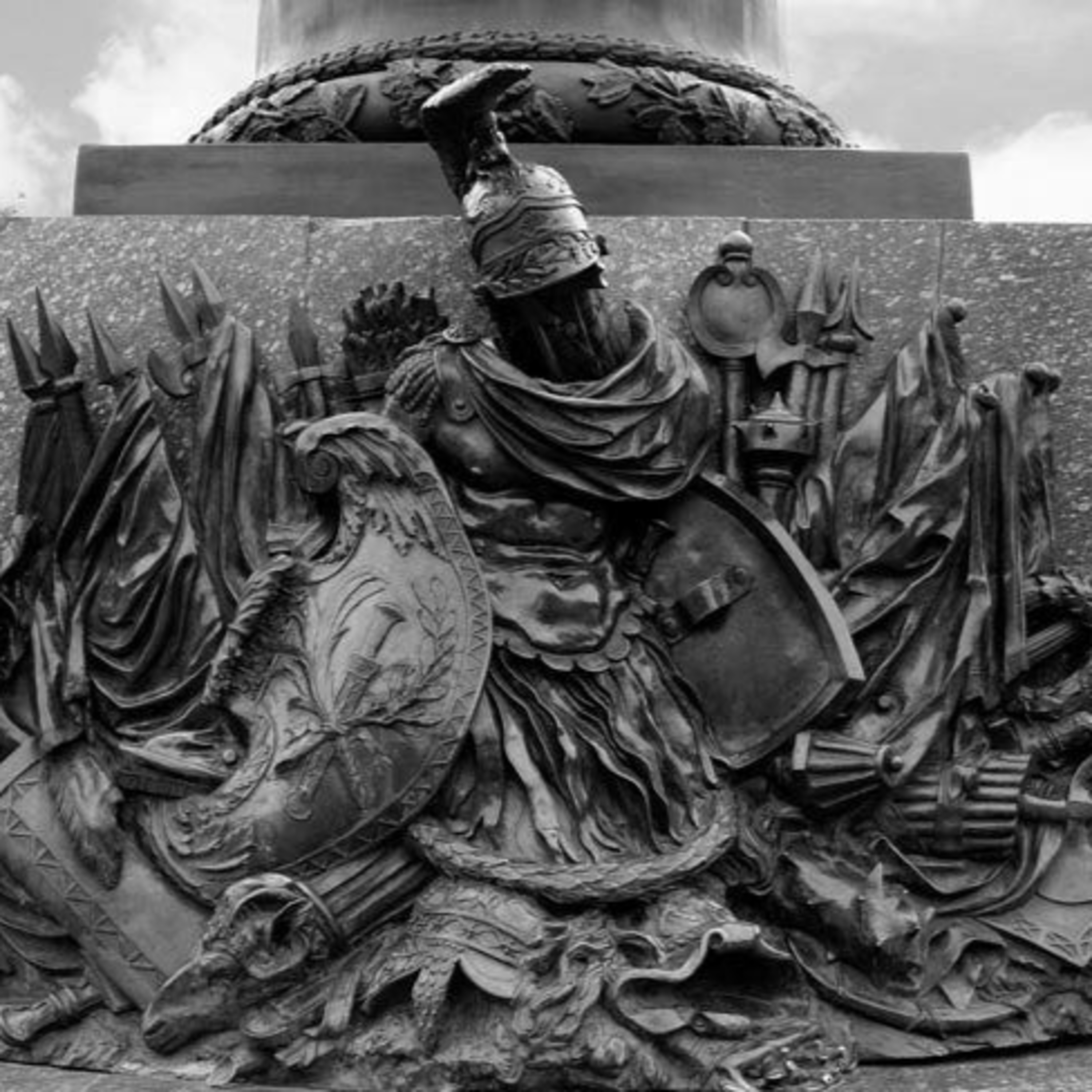 Історичний антикваріат: залишити імперські пам'ятки у Полтаві