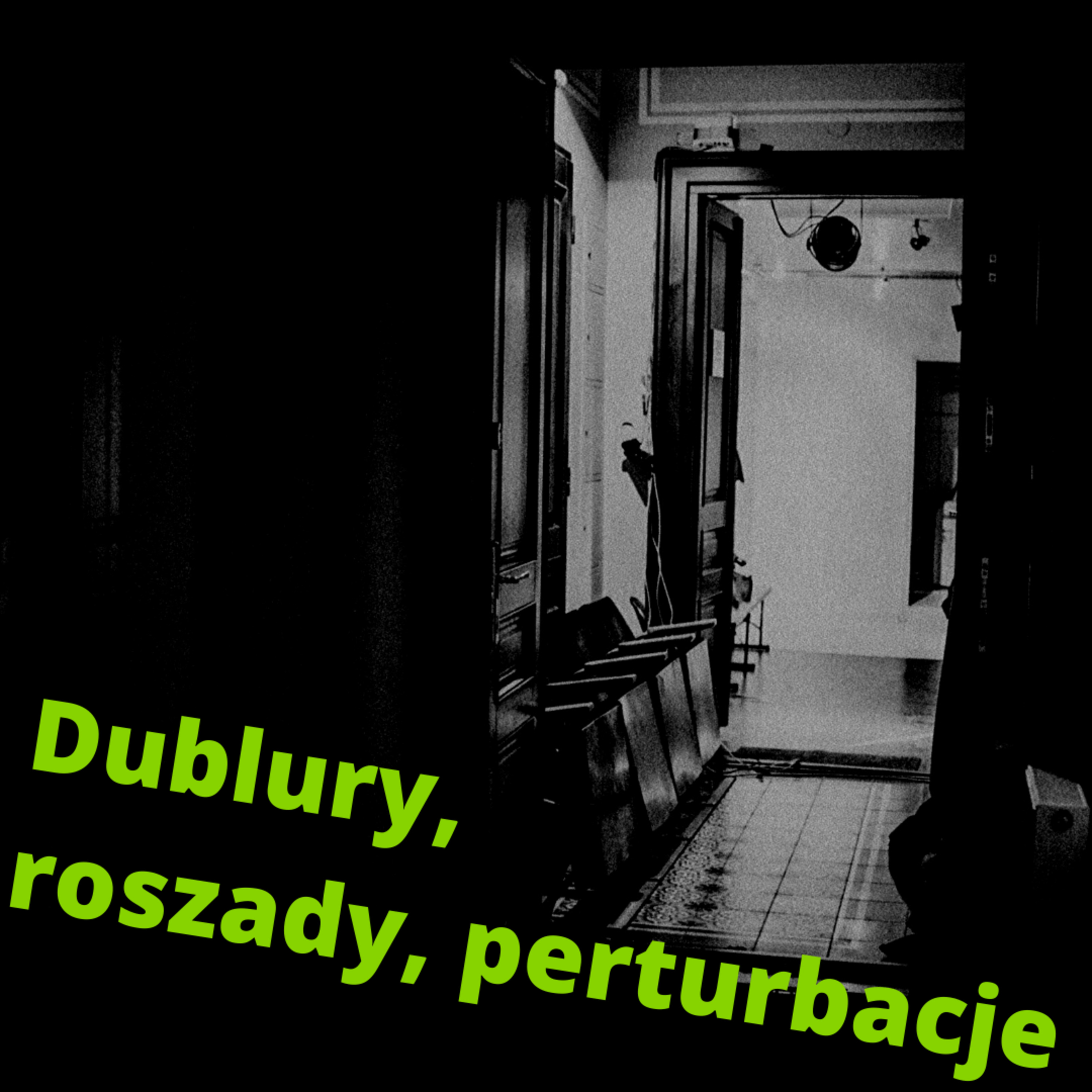 Zieloną nóżką w rozmowie.