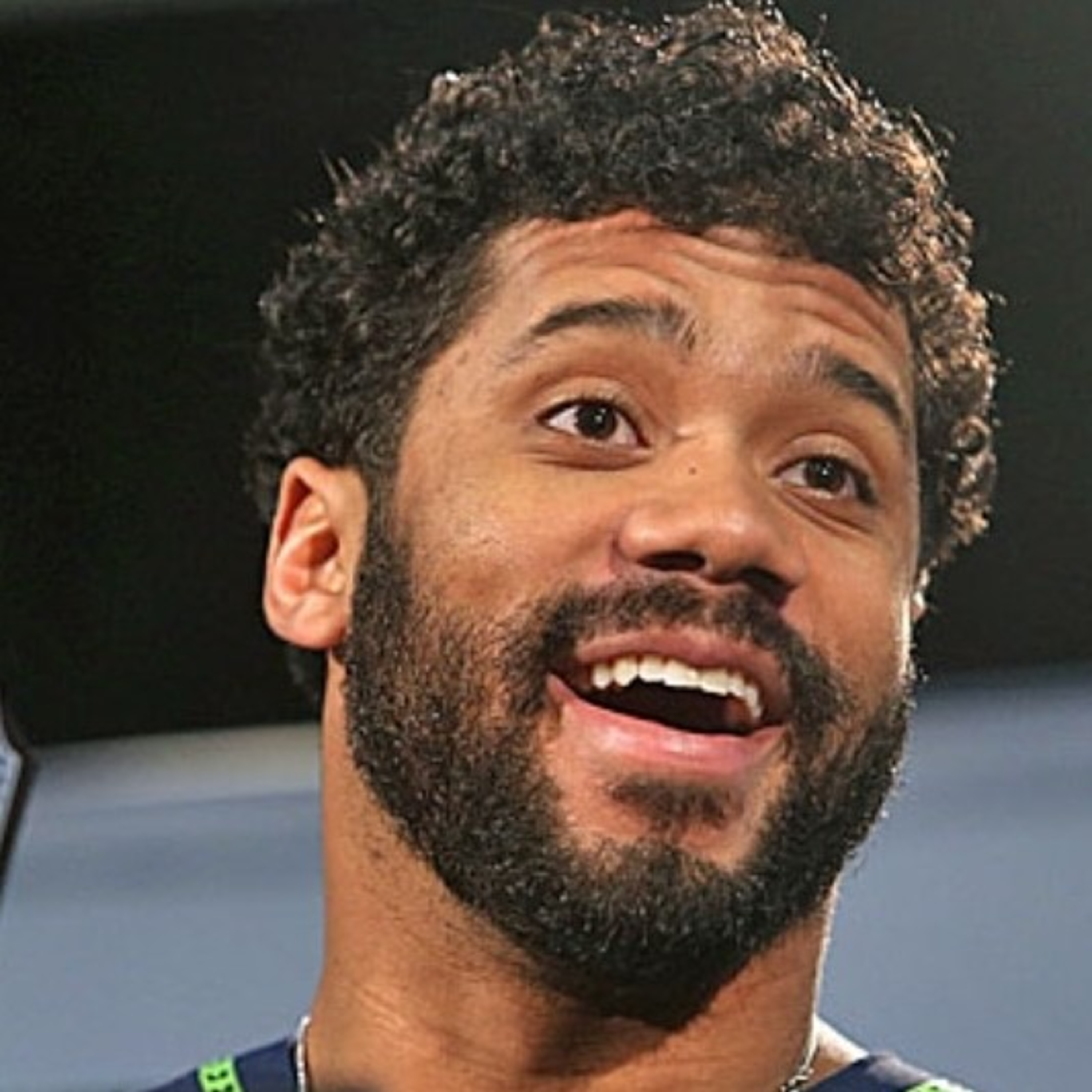 Russell Wilson is officially the highest paid player in the NFL💰💰🤑🤑  episode artwork