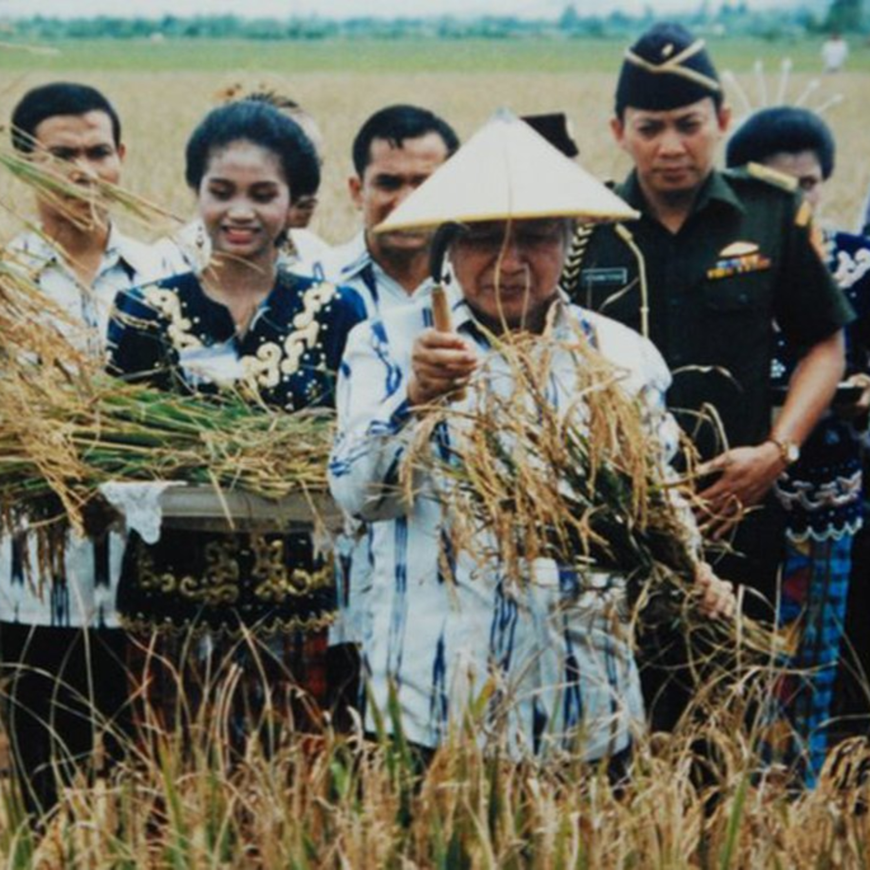 Tutur Kisah Sejarah