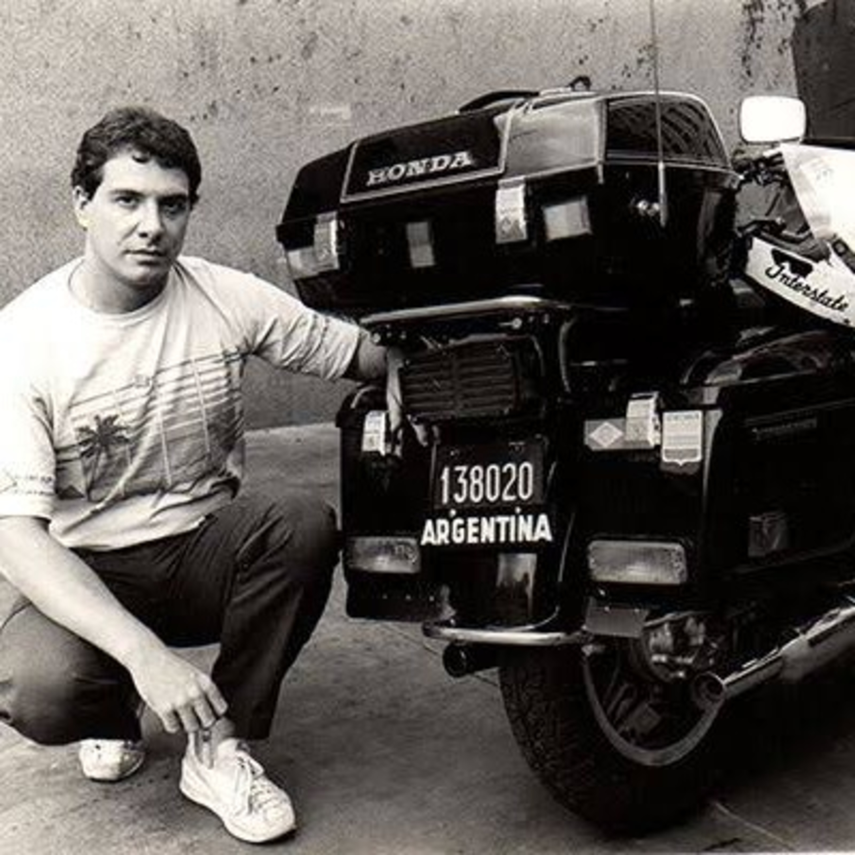 EP 19 - Emilio Scotto - Guiness Record Holder for the longest motorcycle ride episode artwork