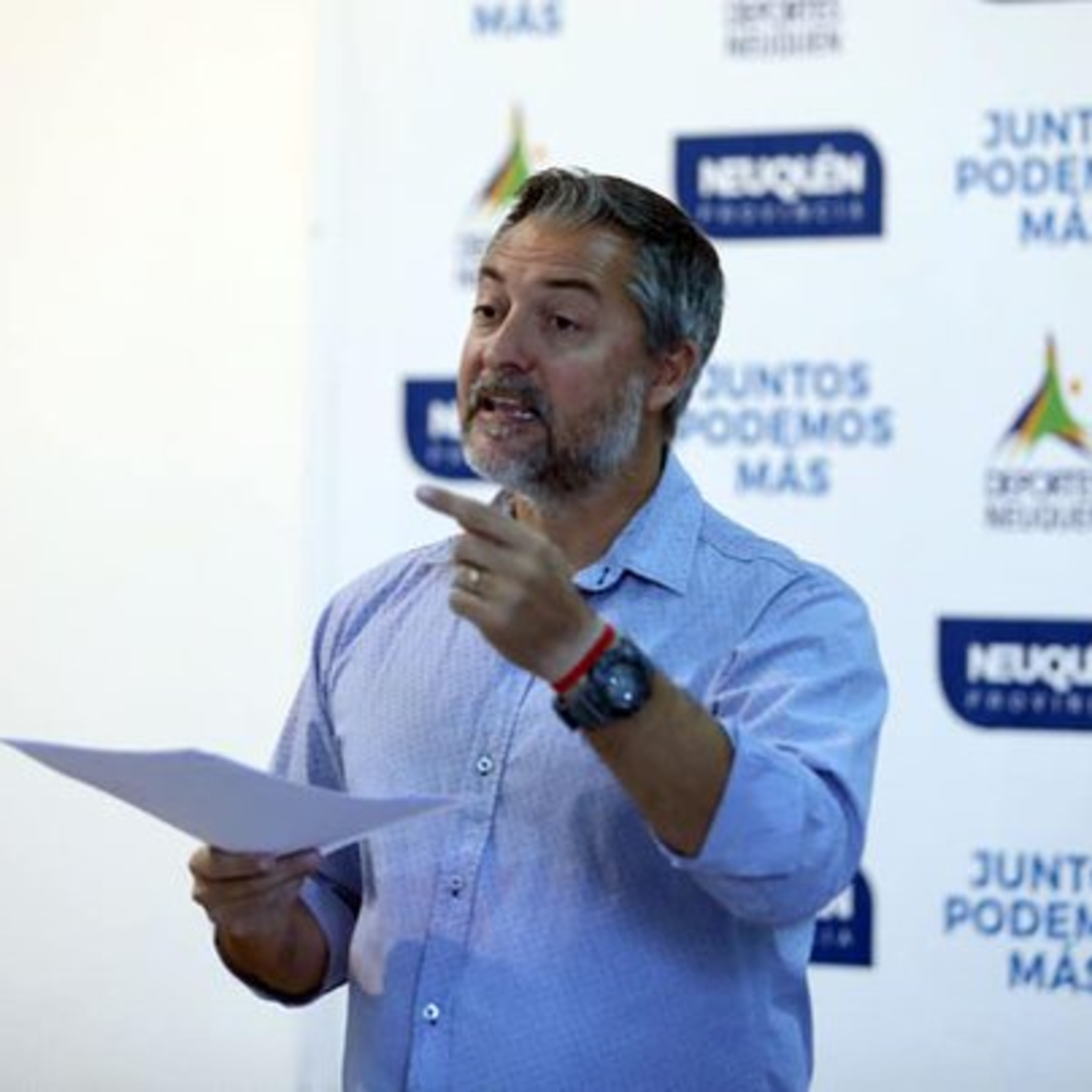 Mauricio Serenelli: "Queremos que el deporte en Neuquén se igualitario para todos". episode artwork