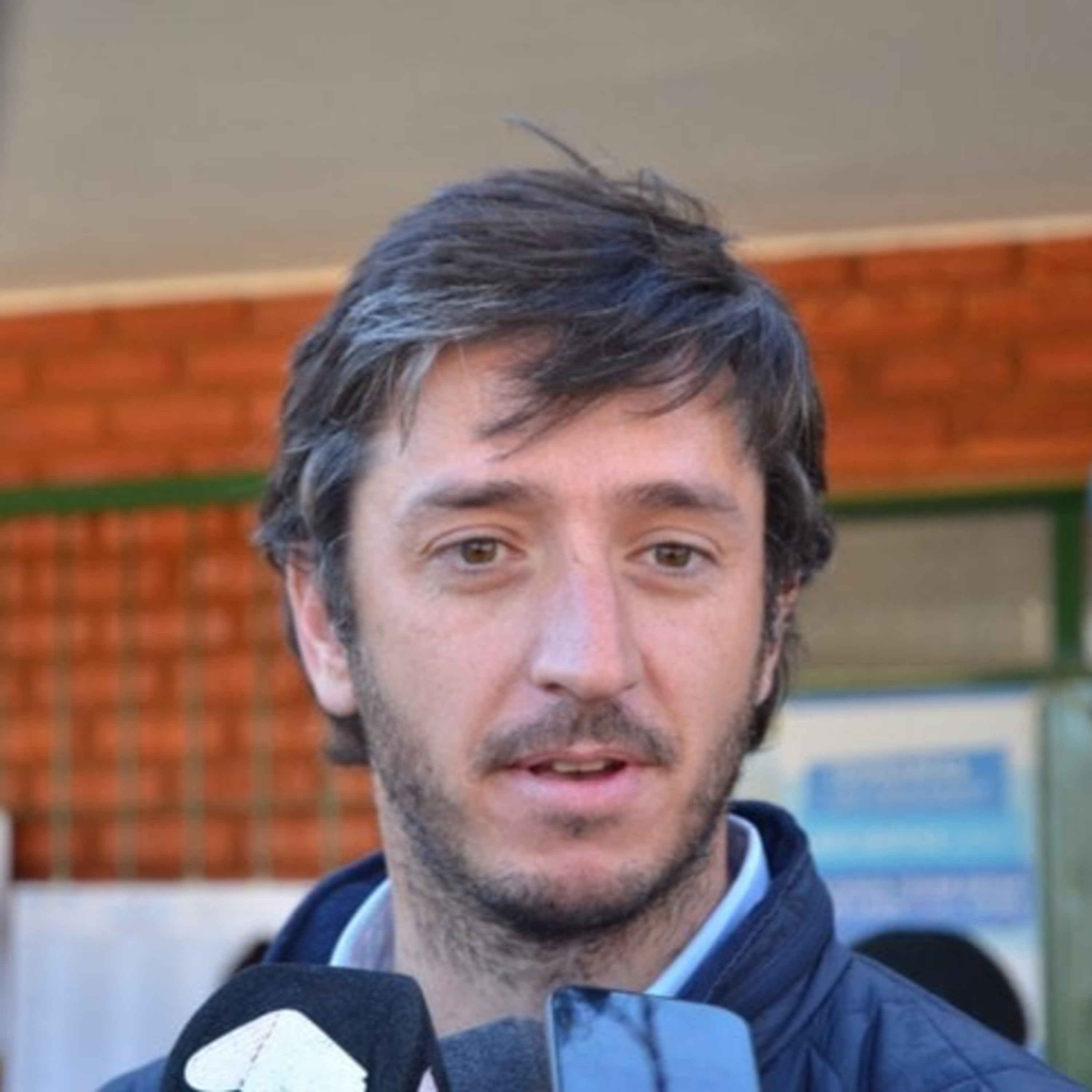 Karim Alume: "Queremos darle equidad a la distribución de RR.HH para el personal de la salud". episode artwork