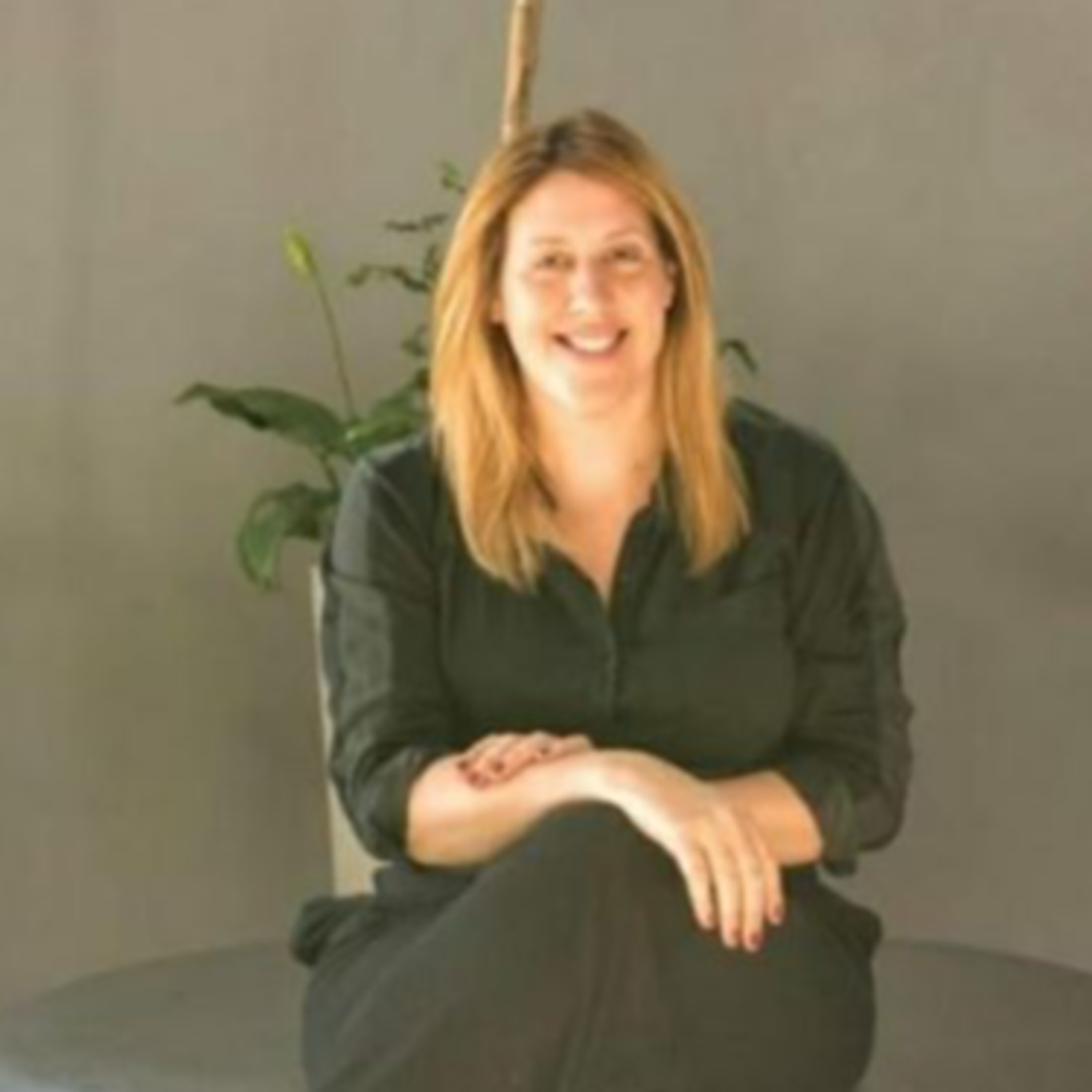 Nadia Delelisi: "En Bahía Blanca no hay políticas públicas para los clubes de barrio". episode artwork