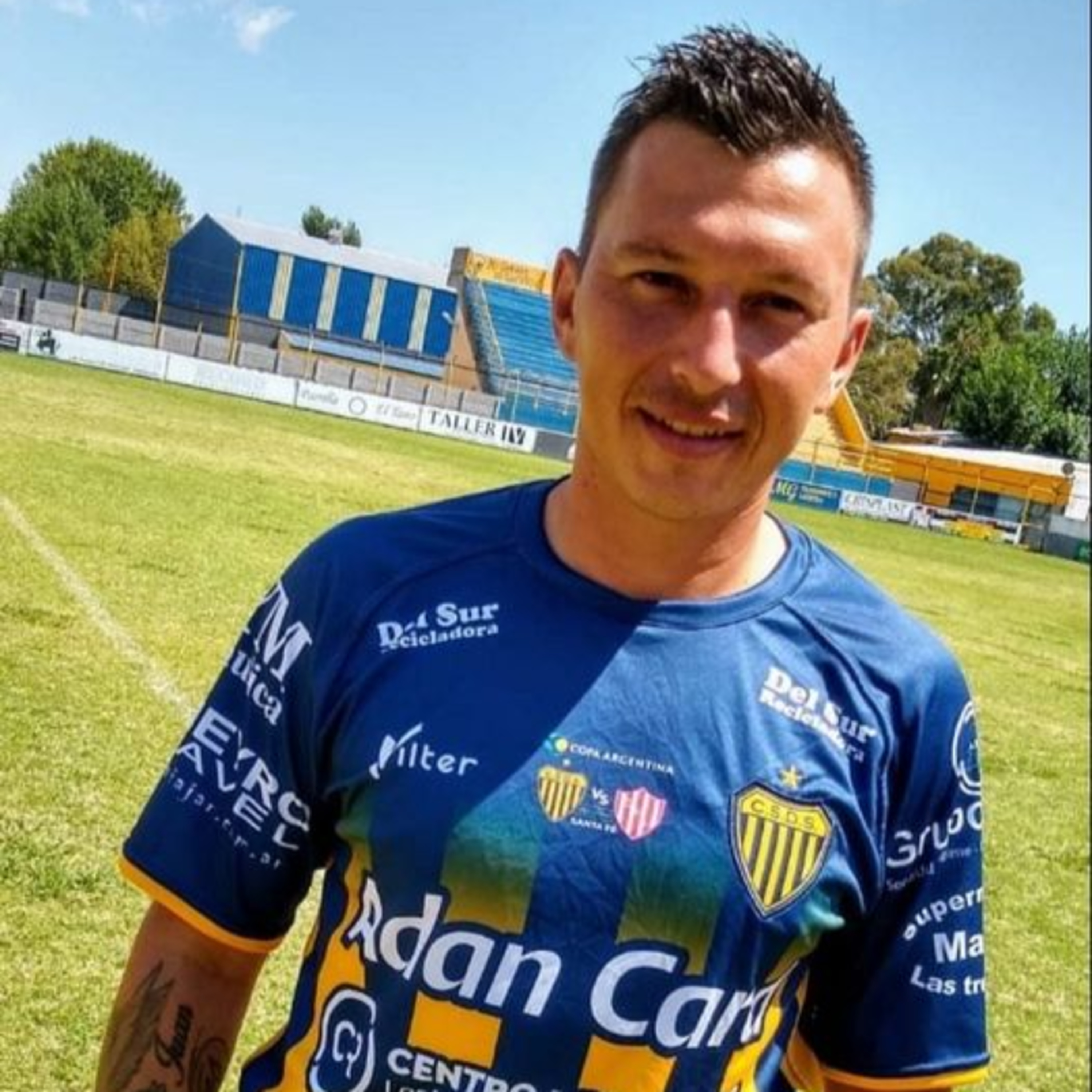 Gustavo Oberman: "Dock Sud es un club de barrio que trabaja con Humildad". episode artwork