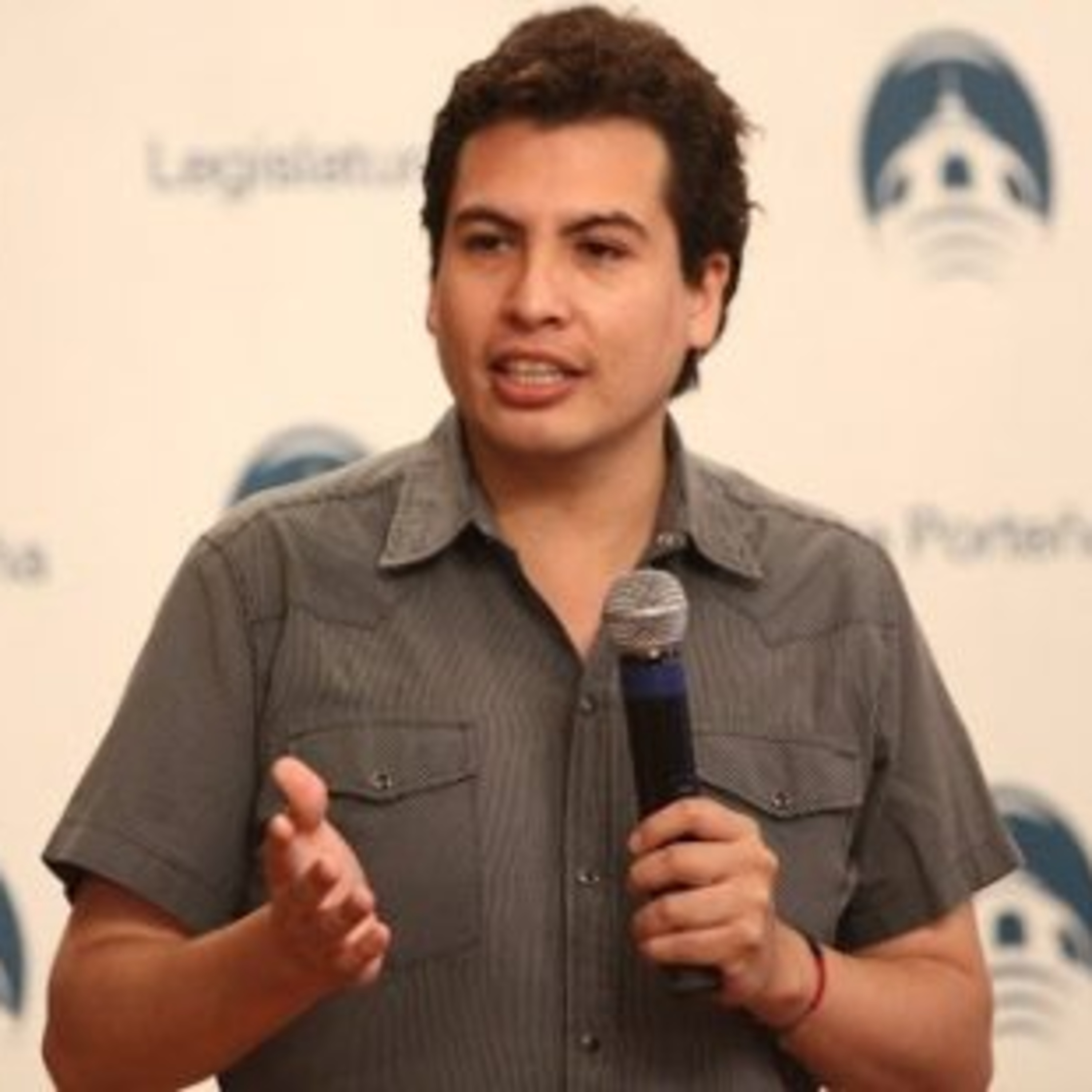 Jonatan Baldiviezo: "Esta sobreconstrucción no genera ningún beneficio social ni ambiental". episode artwork