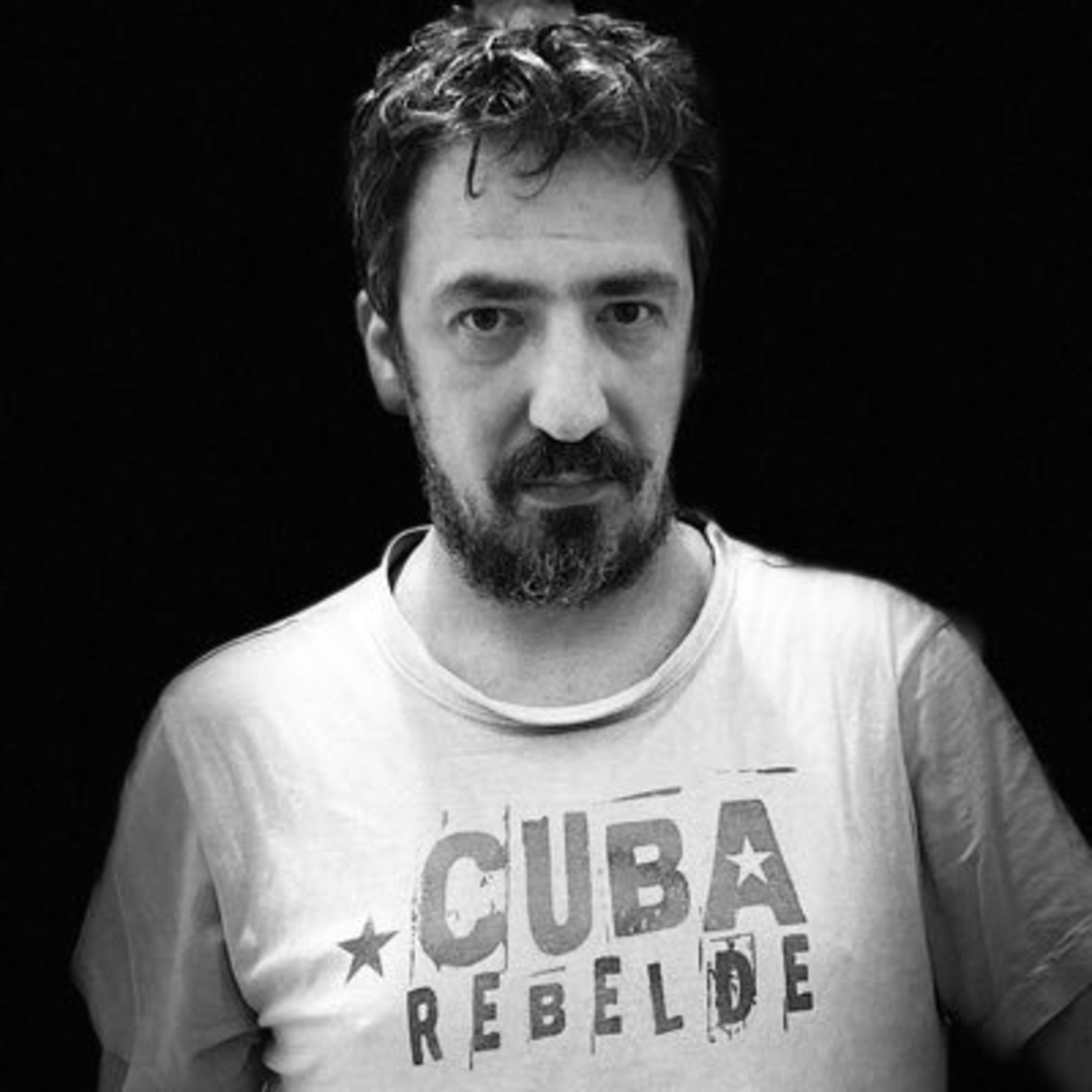 Agustín Crivelli: "Si el conflicto se prolonga va a haber una caída del PBI mundial" episode artwork