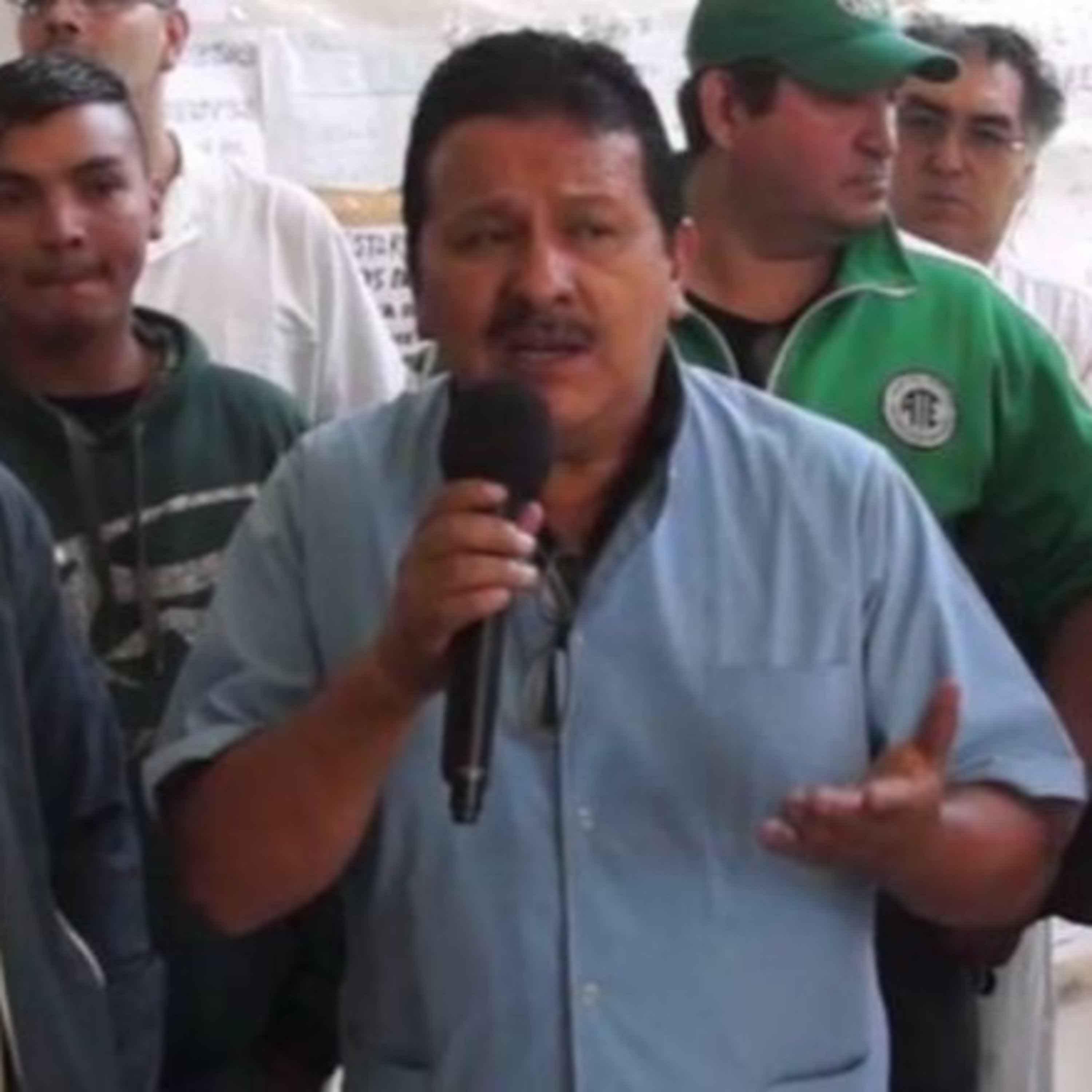 Héctor Ortíz: "No comprendemos la falta de reconocimiento del gobierno de la ciudad a los trabajadores de salud" episode artwork