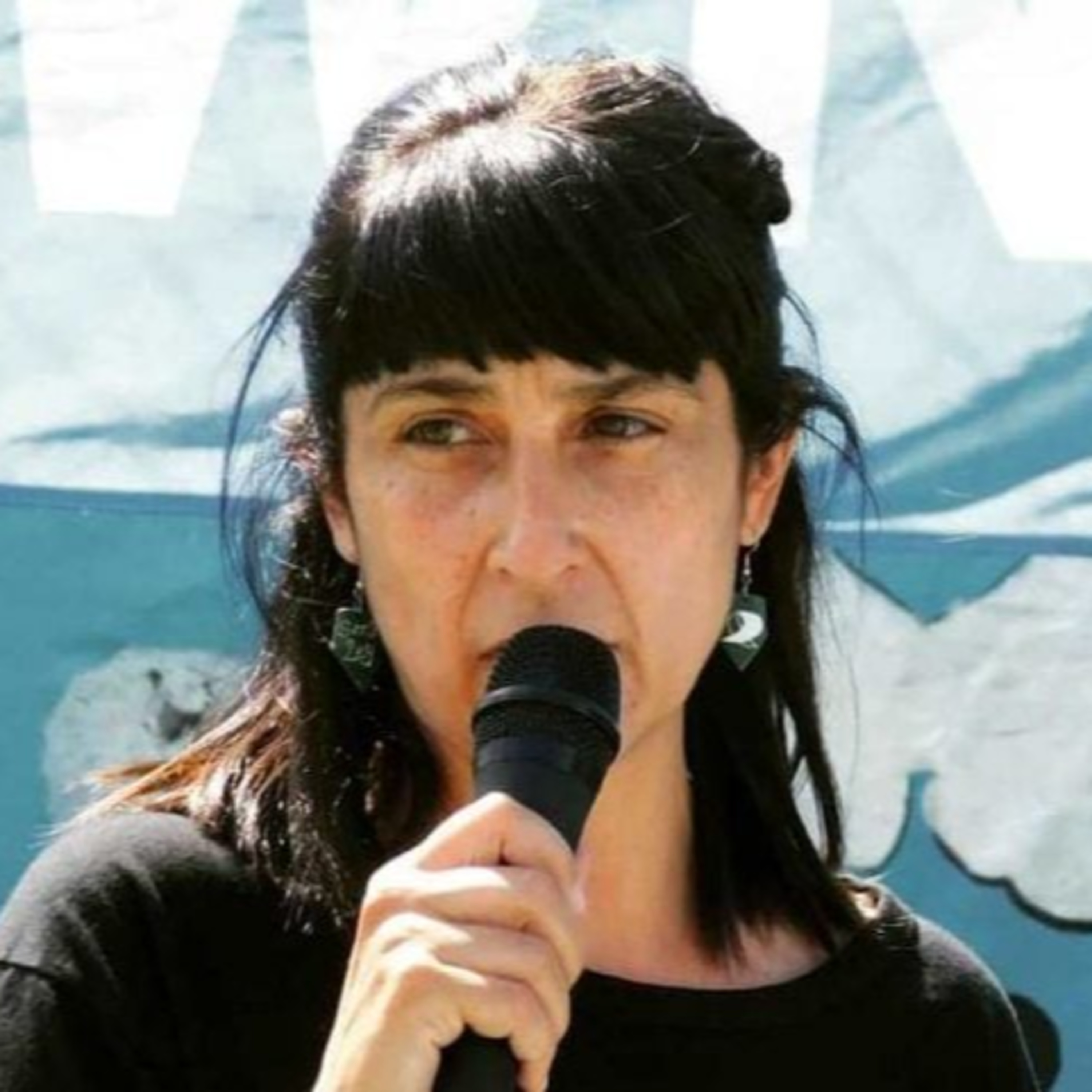 Ivanna Rezano: "Queremos que los vecinos de Brown accedan a productos de primera necesidad, de excelente calidad y a precios justos" episode artwork