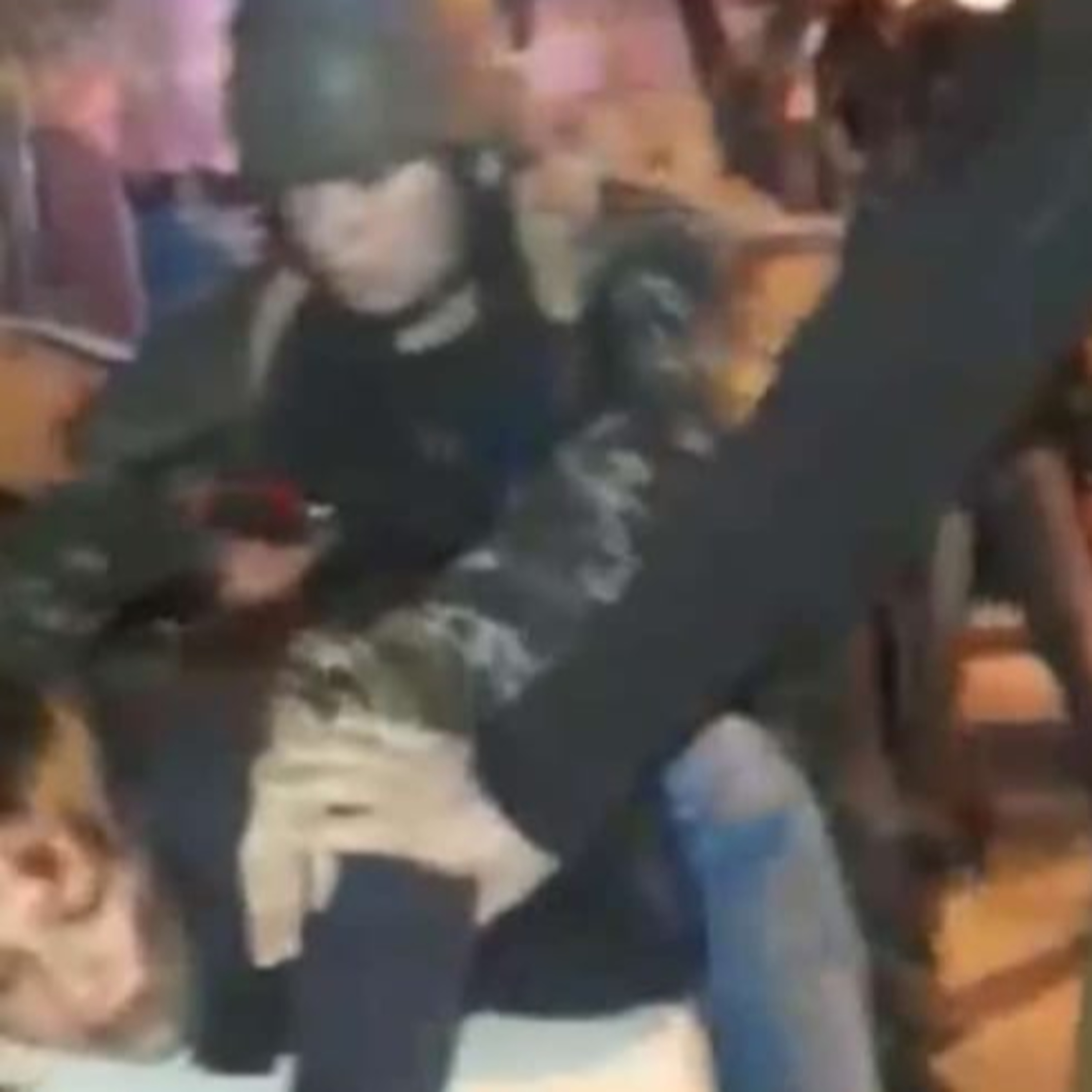 Itati Tedeschi: "La policía bonaerense golpeó a una nena de 15 años" episode artwork