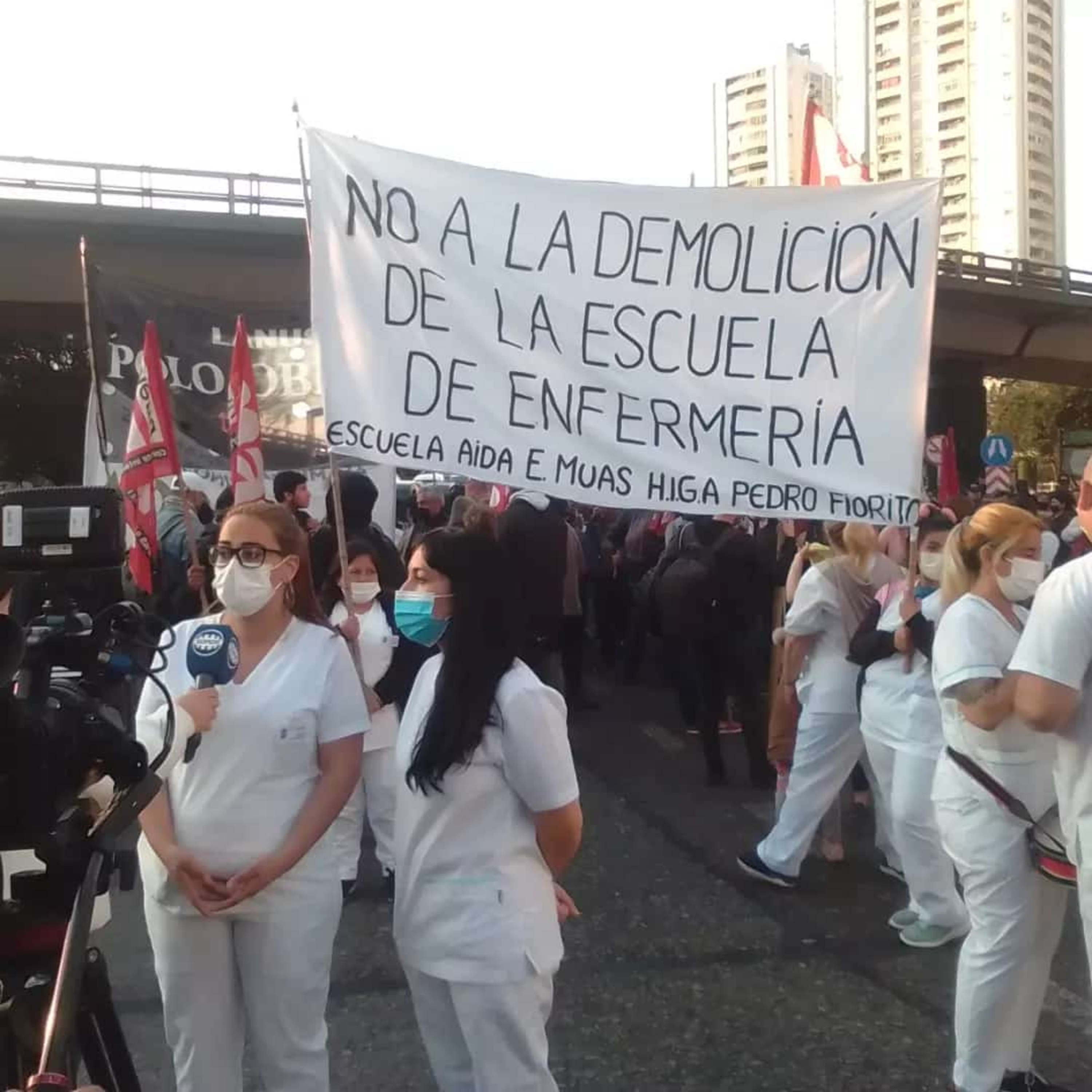 Laura Muñoz: "Queremos un espacio para seguir estudiando" episode artwork