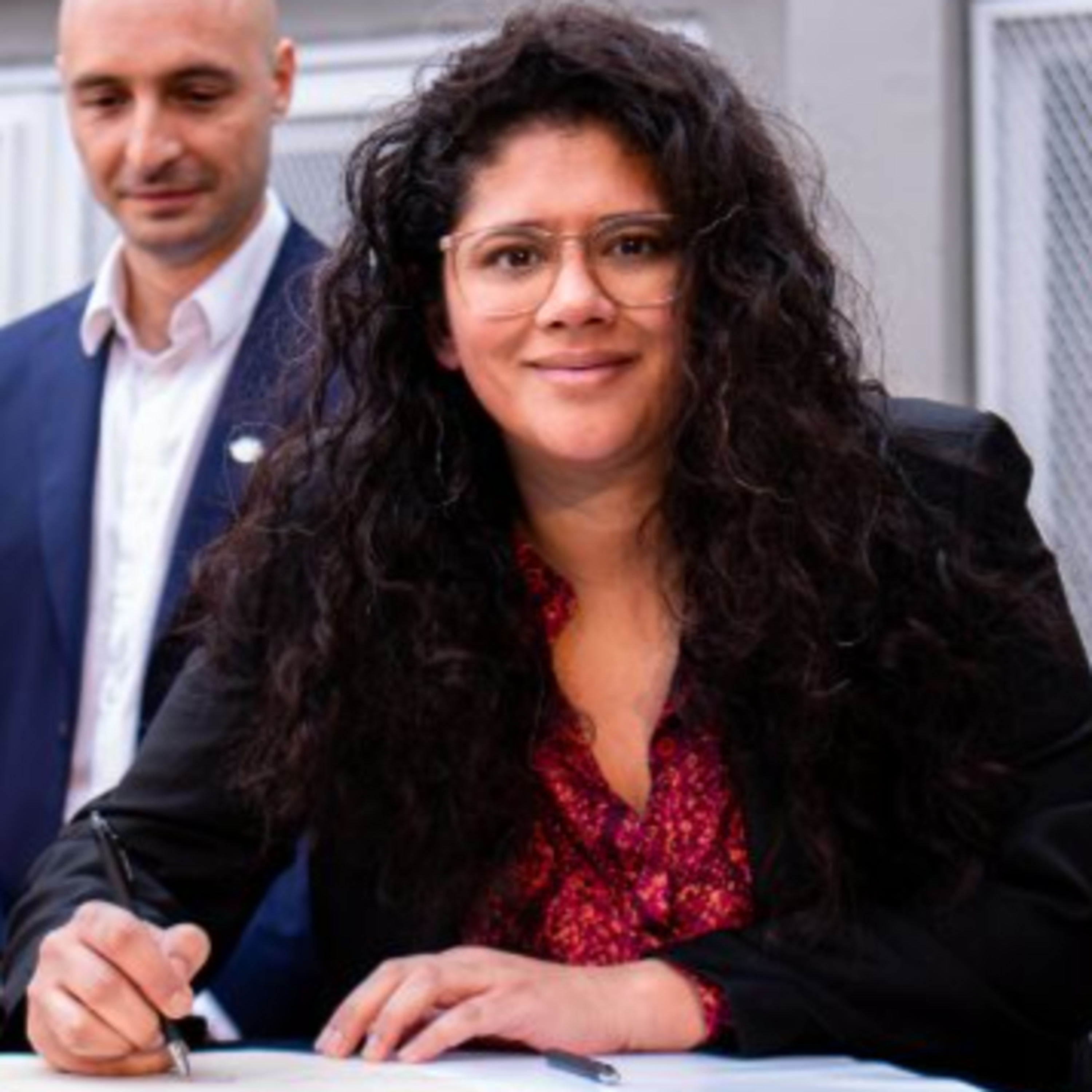 Romina Barrios: "El proyecto en Lanús prevé viviendas nuevas para que la población se puede asentar" episode artwork