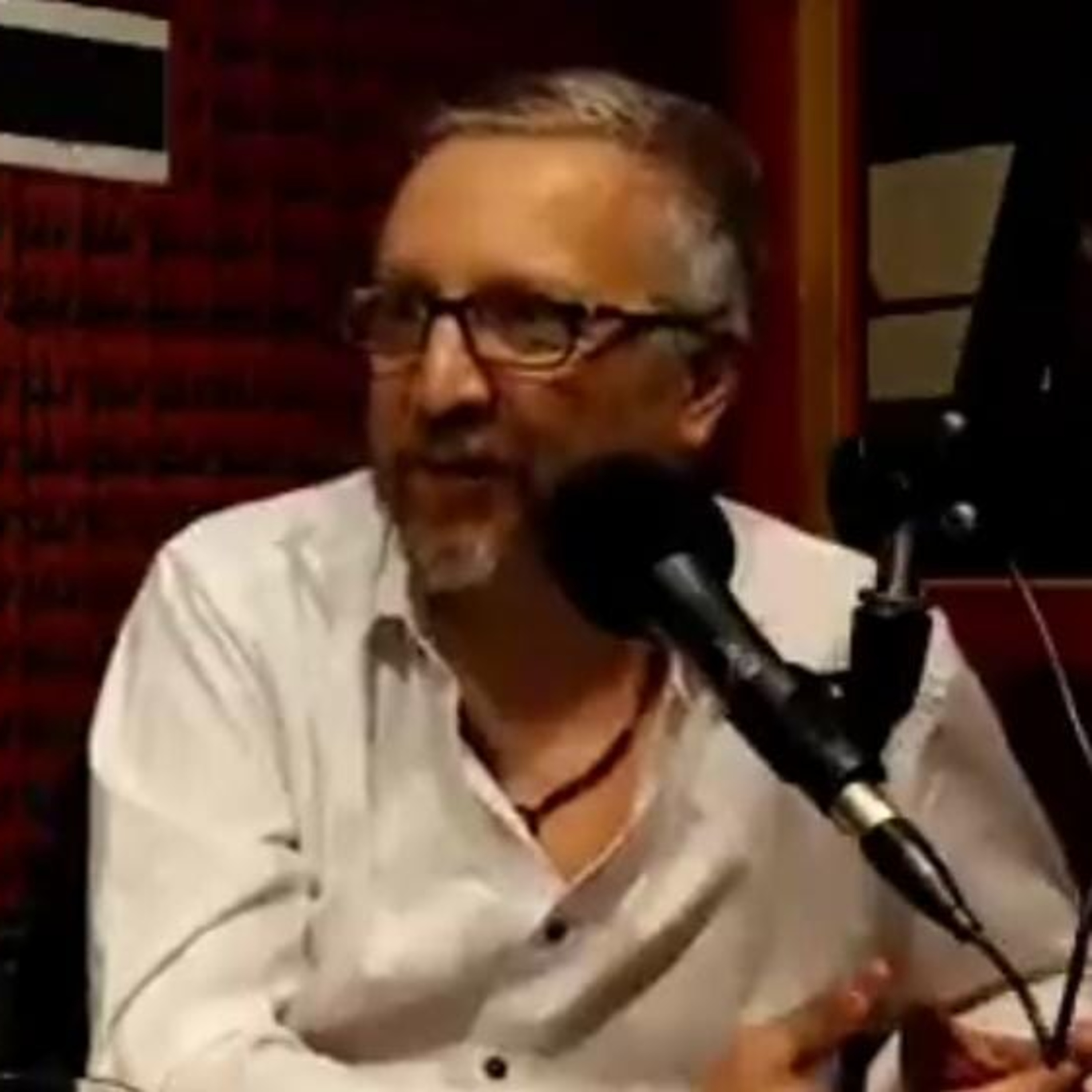 Esteban Corrales: "No hay ningún motivo para tener a los repartidores en privación de libertad" episode artwork