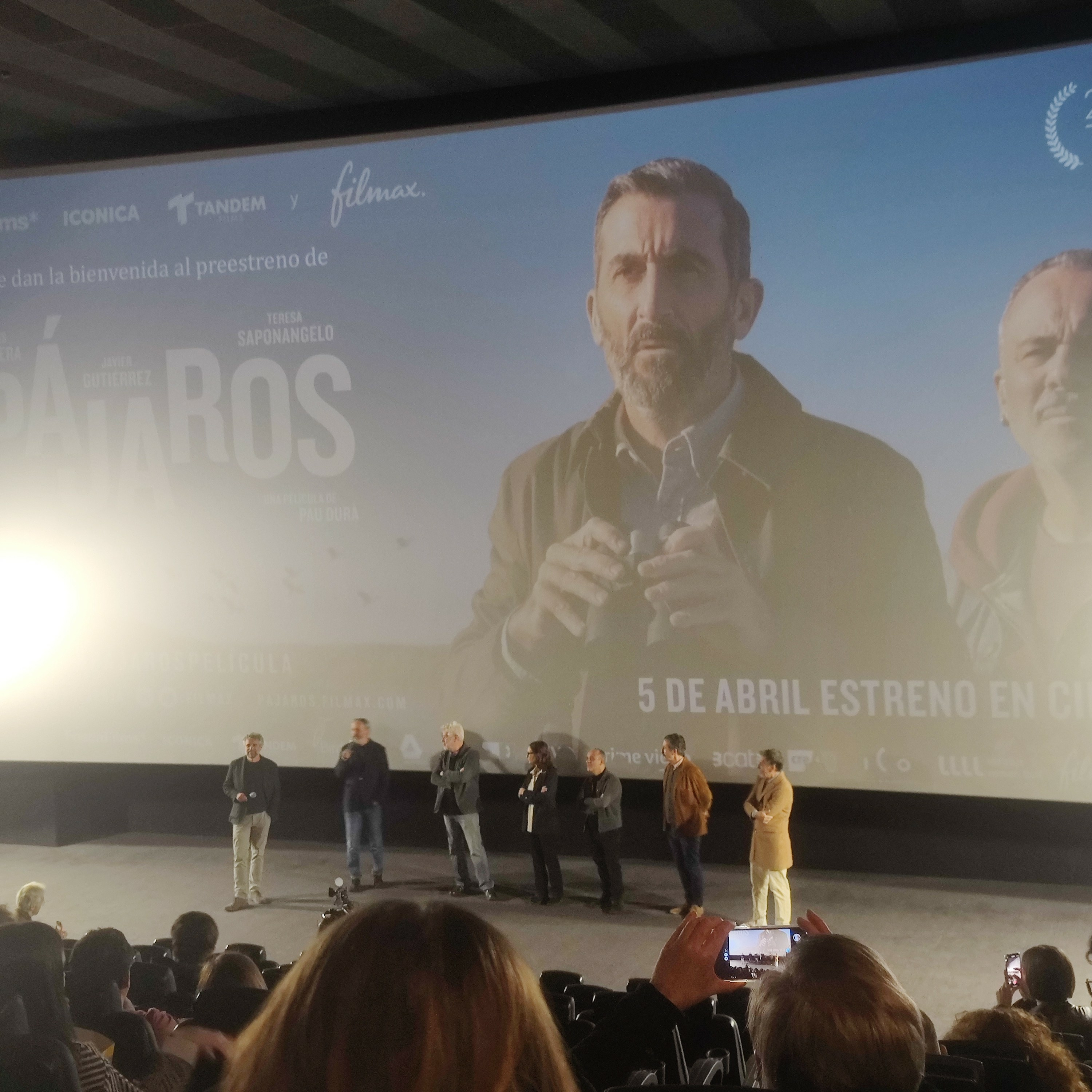 Capítulo 218, nos vamos al preestreno de la pelicula Pajaros. episode artwork