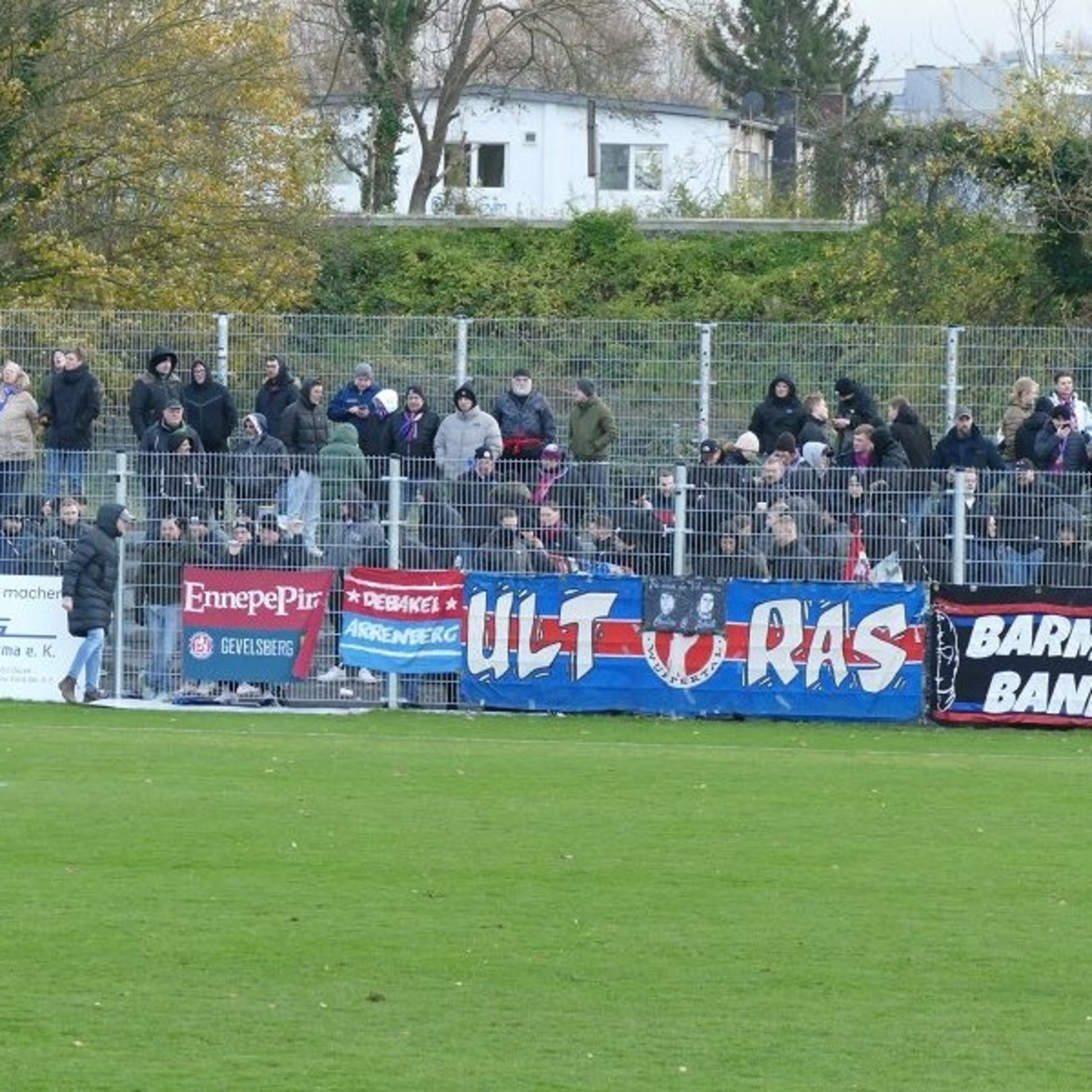 Rot-Blau Radau