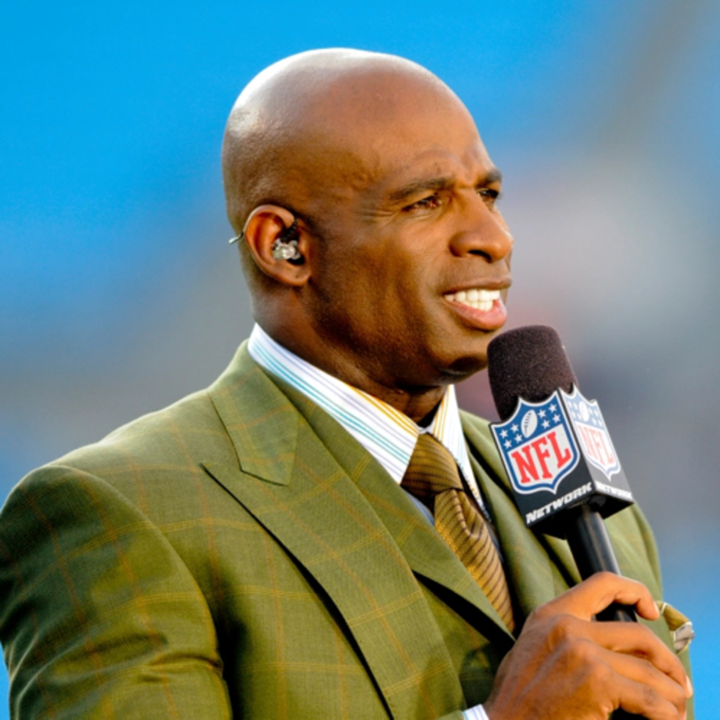 Deion Sanders Calls Out #BlackLivesMatter For Being Absent During Black-On-Black Homicides‼️