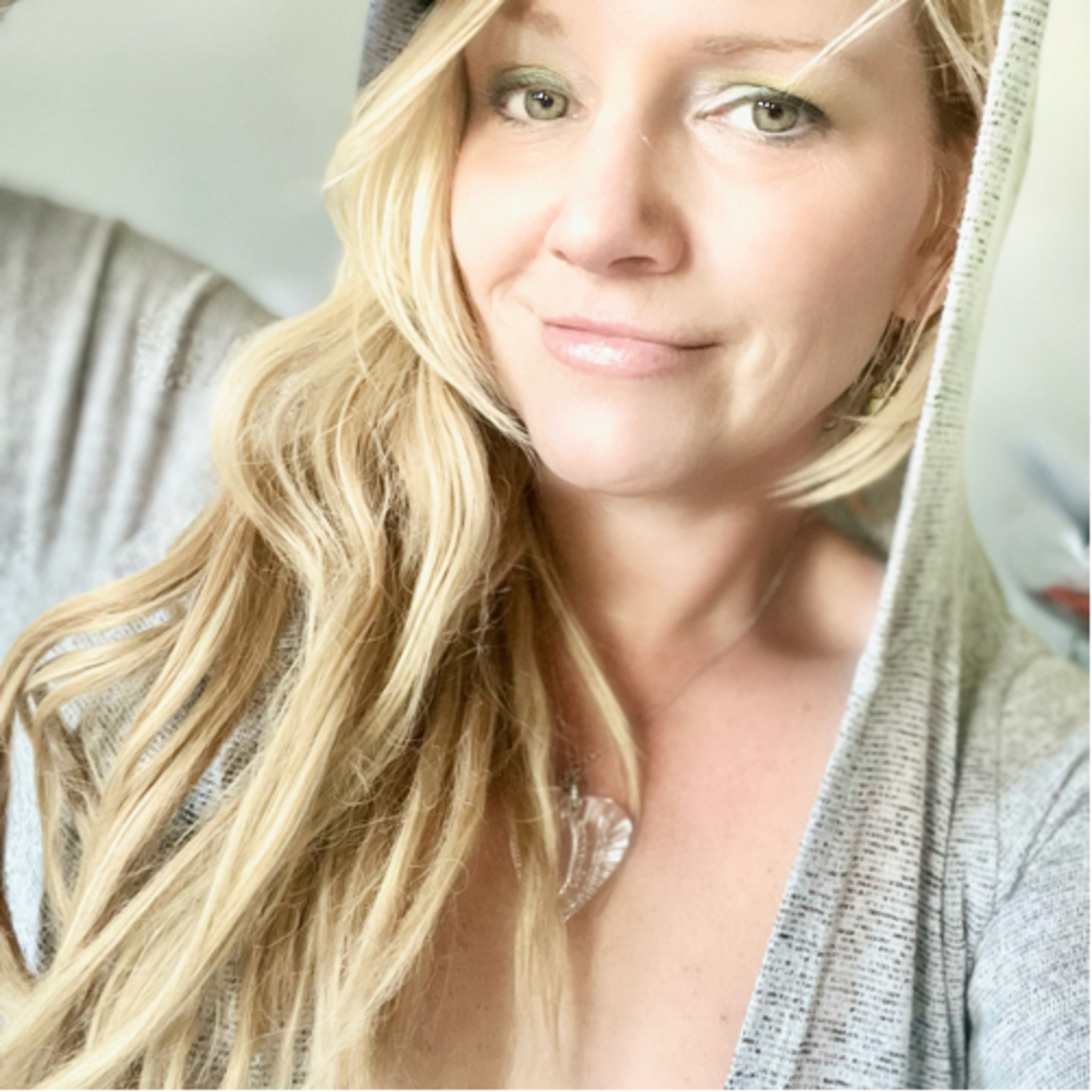 THE VAGINAZ - Raw Sex Talk, Real Relationships and Unfiltered AI Truth with Debbie Diaz