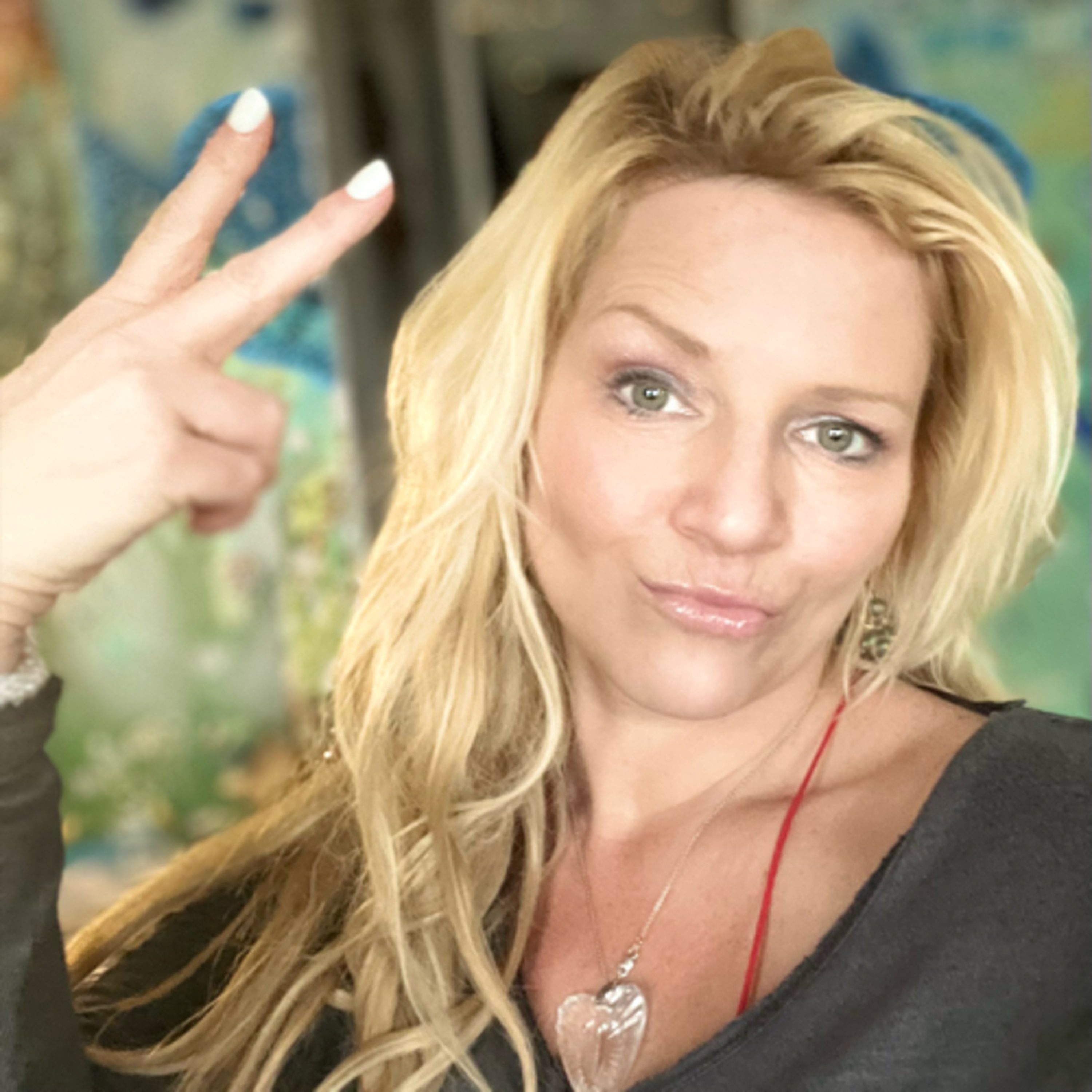 THE VAGINAZ - Raw Sex Talk, Boss Moves, and Zero Shame - Debbie Diaz Runs The Mic