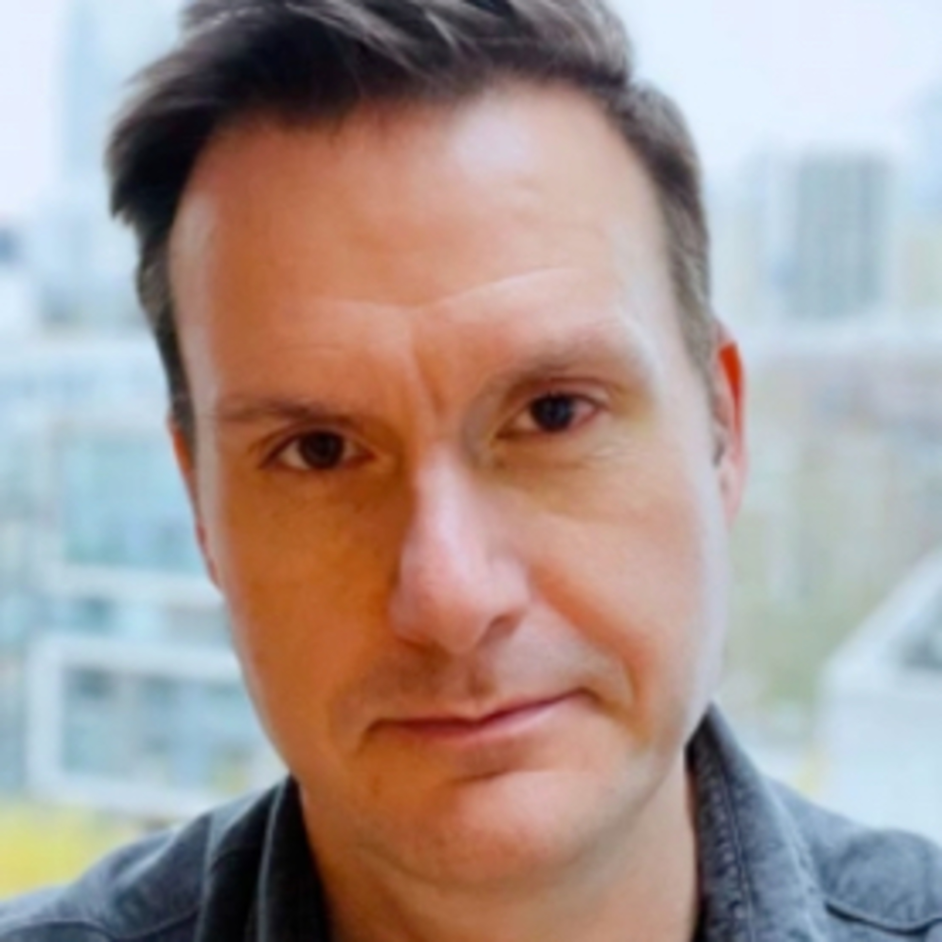 🎤 LAURENCE GRISSELL Interview - Recorded for the book "European Radio Documentary" - [21:36]