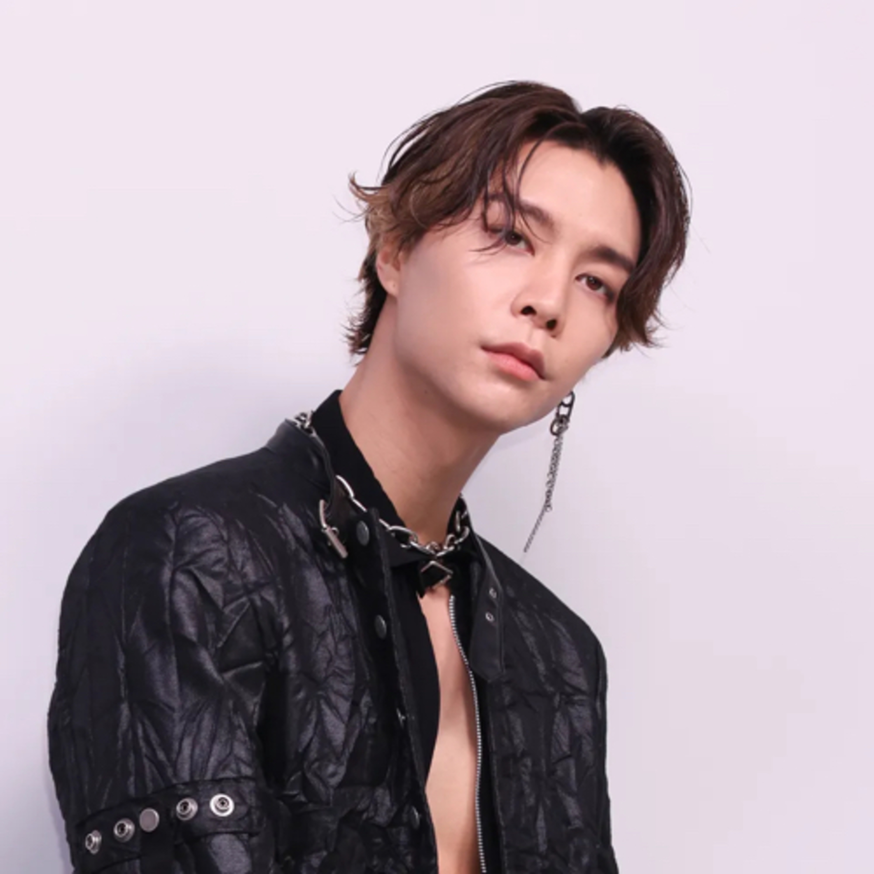 NCT 127 Kpop boy band member Johnny fashion Paris week, wattpad fanfiction BTS Dirty Deeds episode artwork