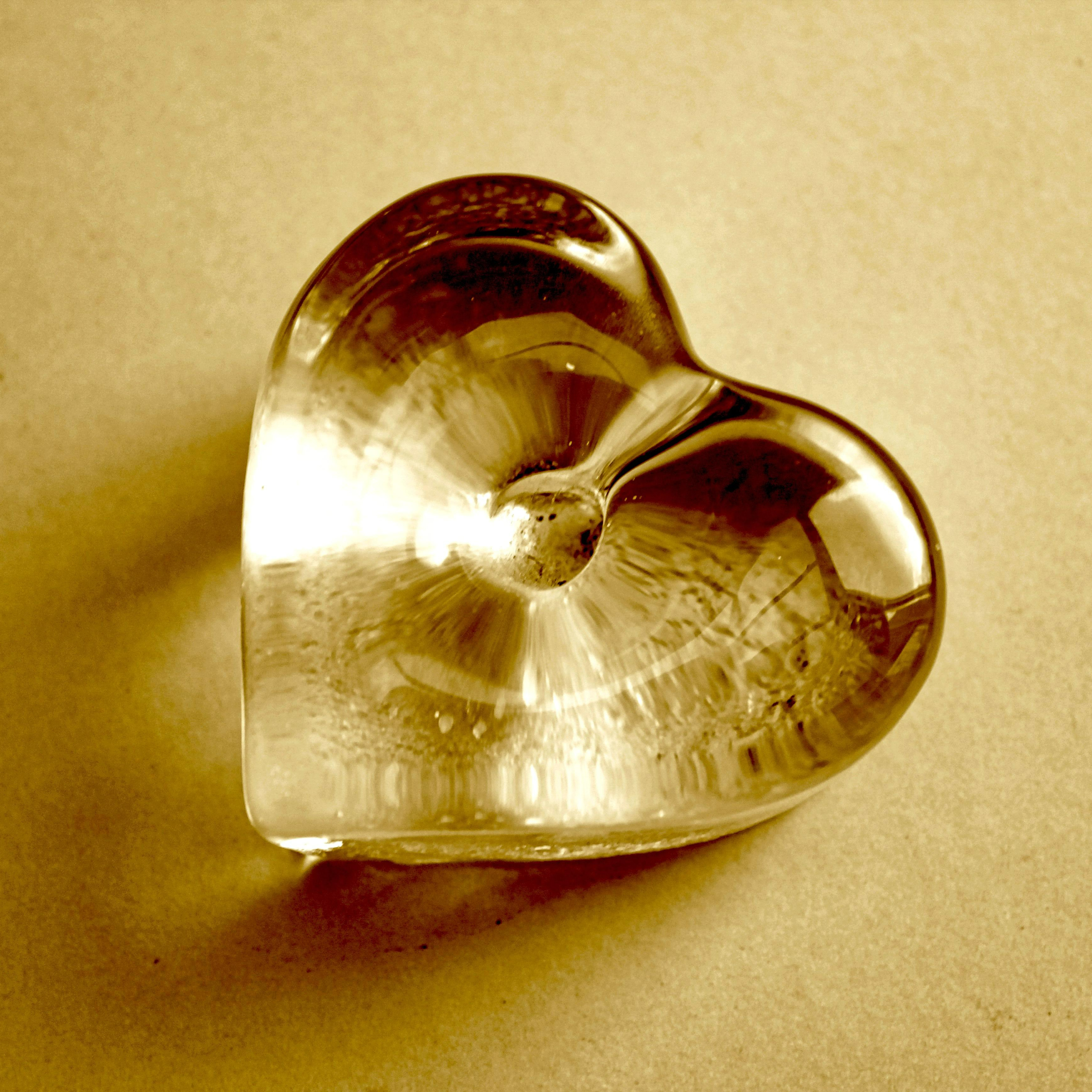 2022-16 The Loftiness of Love episode artwork