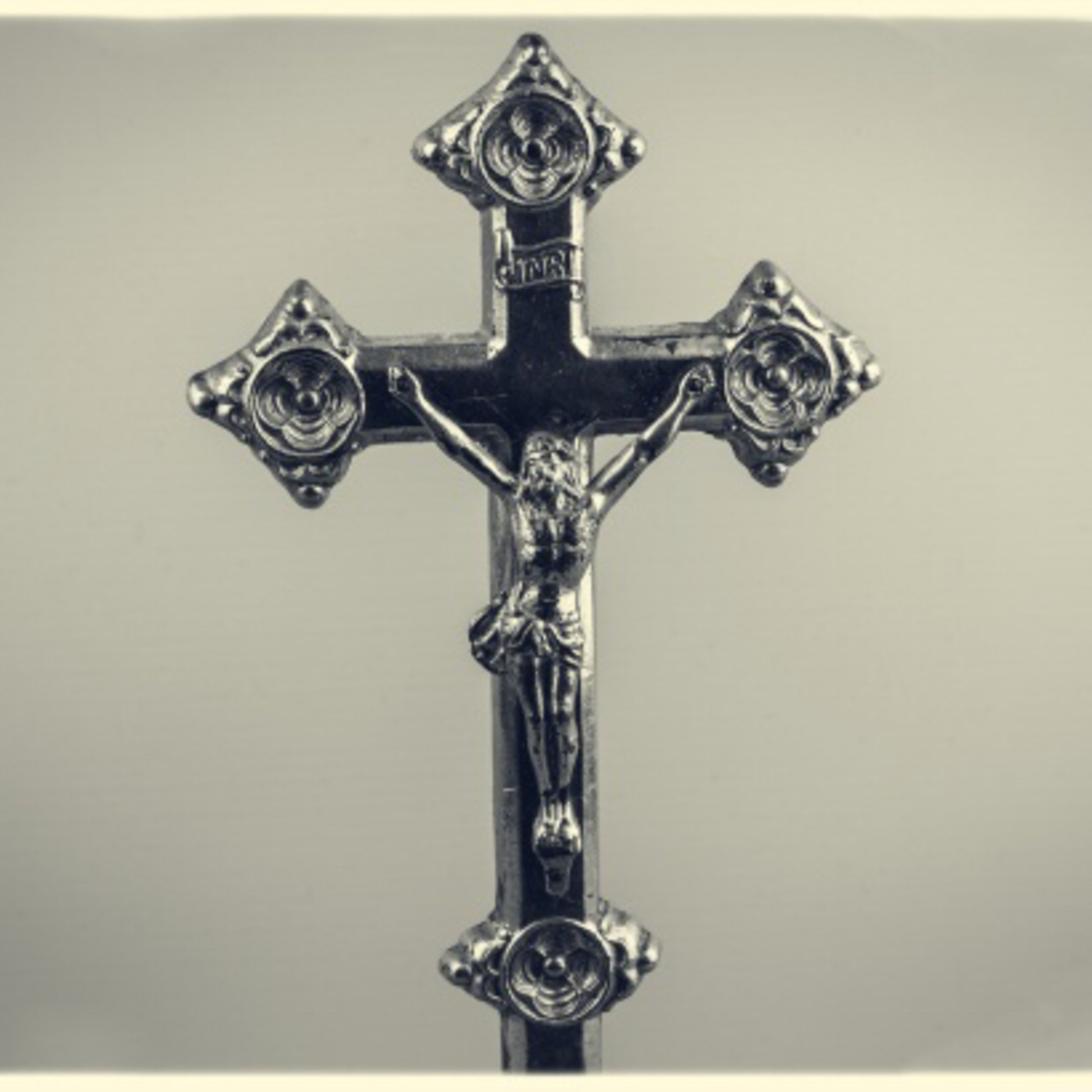 Homily: Crucifixes in our homes episode artwork