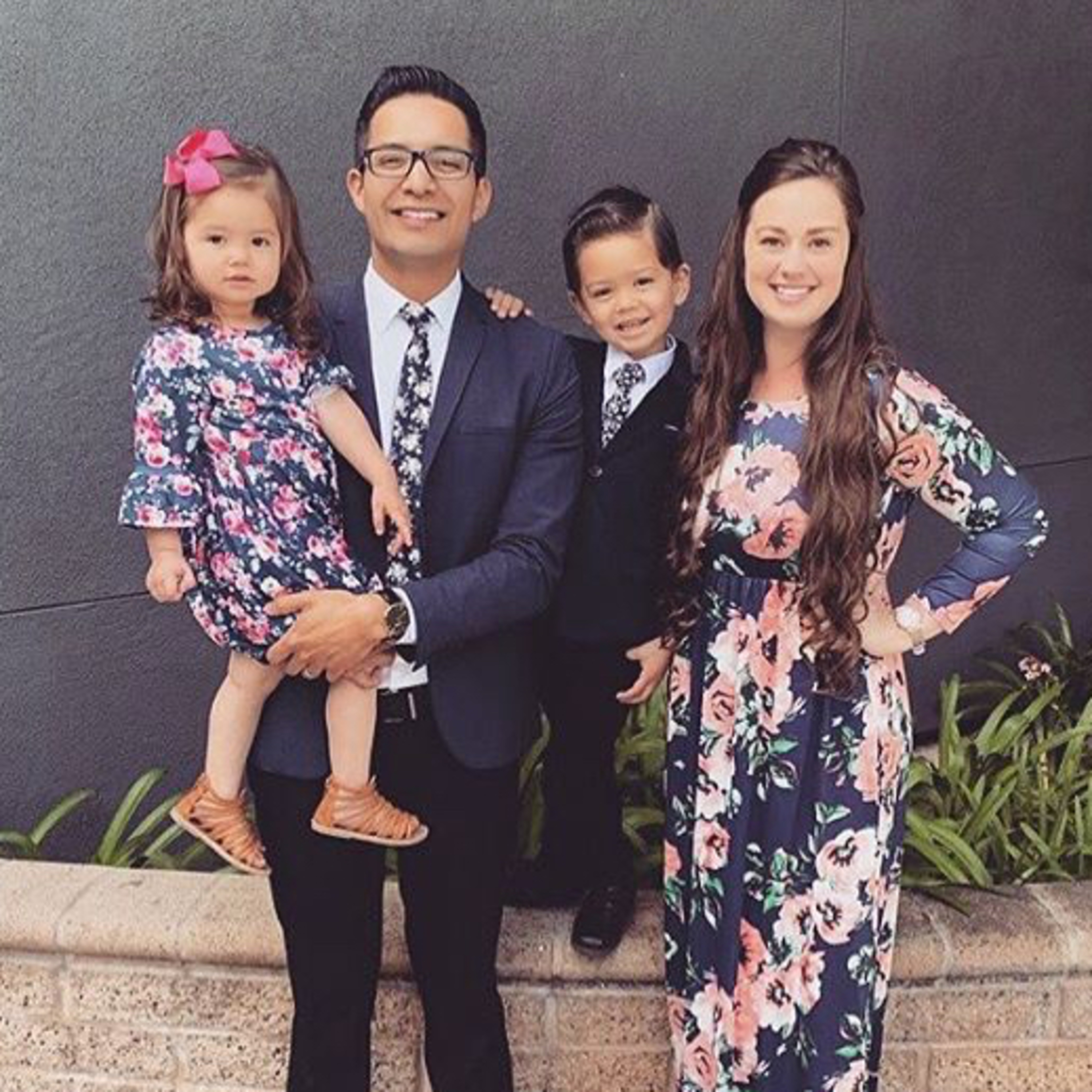 The Courage to Lead with Pastor Salinas episode artwork