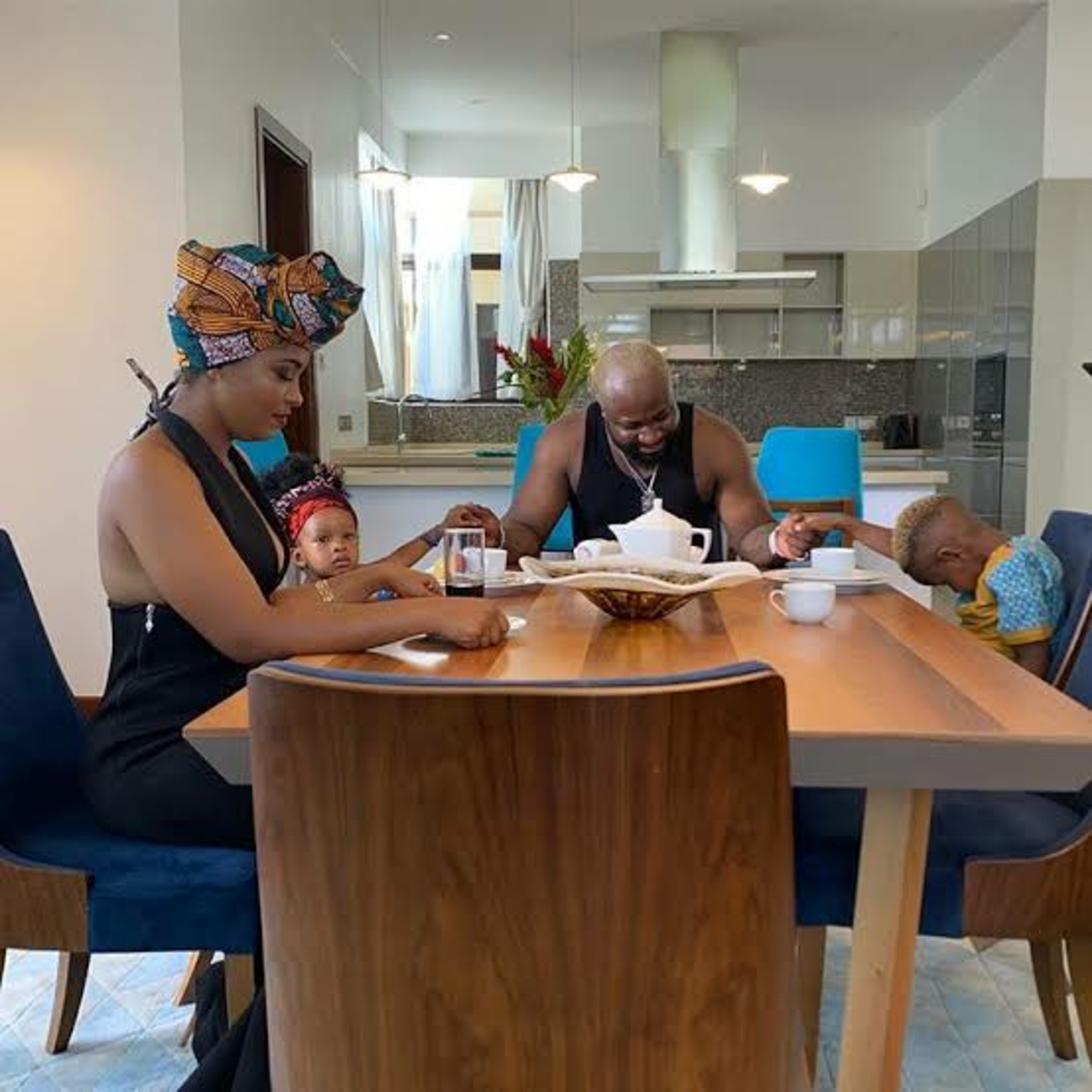 Harry song's estranged wife cries out over the safety of their kids  episode artwork