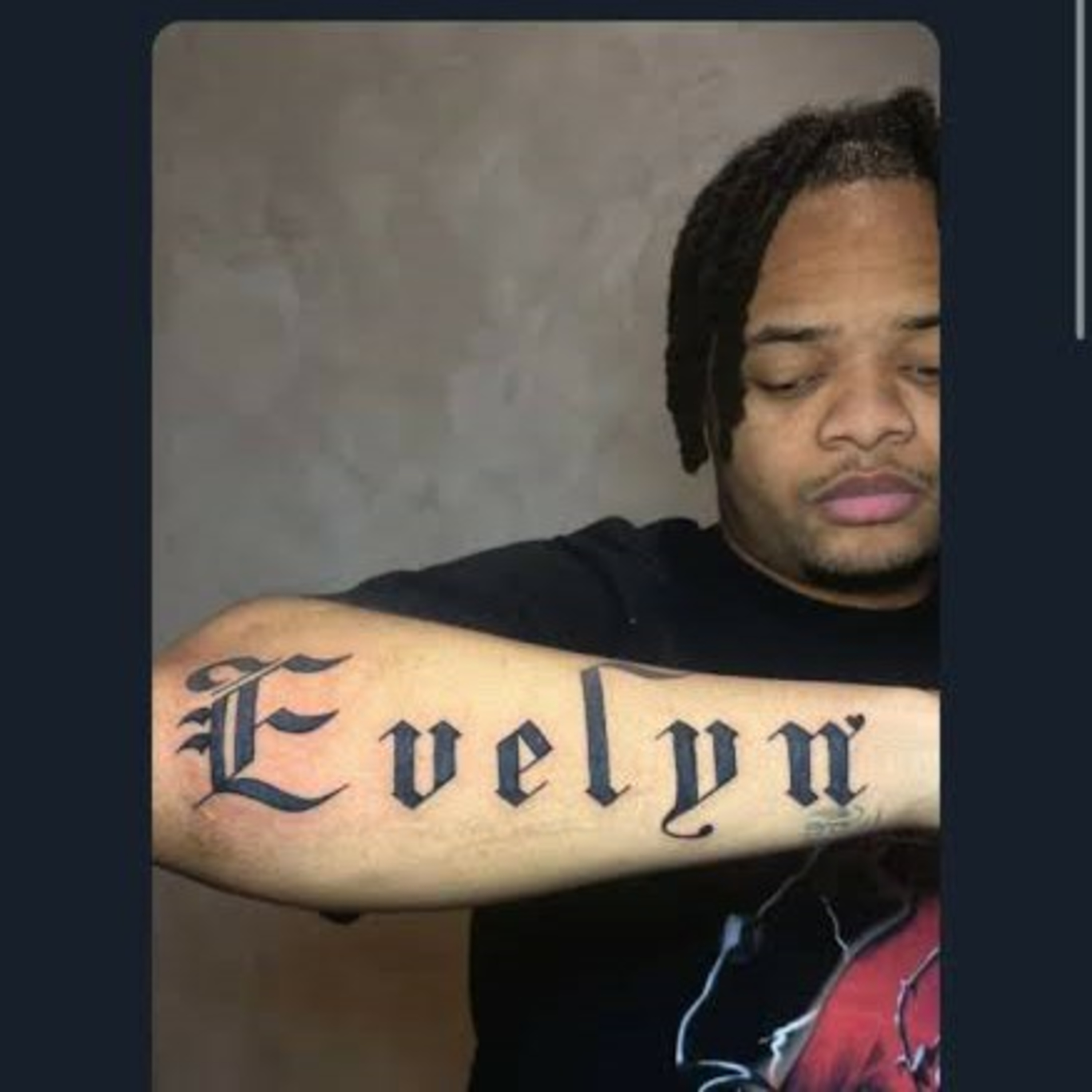 Reactions as Crayon as he tattoos Evelyn on his arm on International Women's Day episode artwork