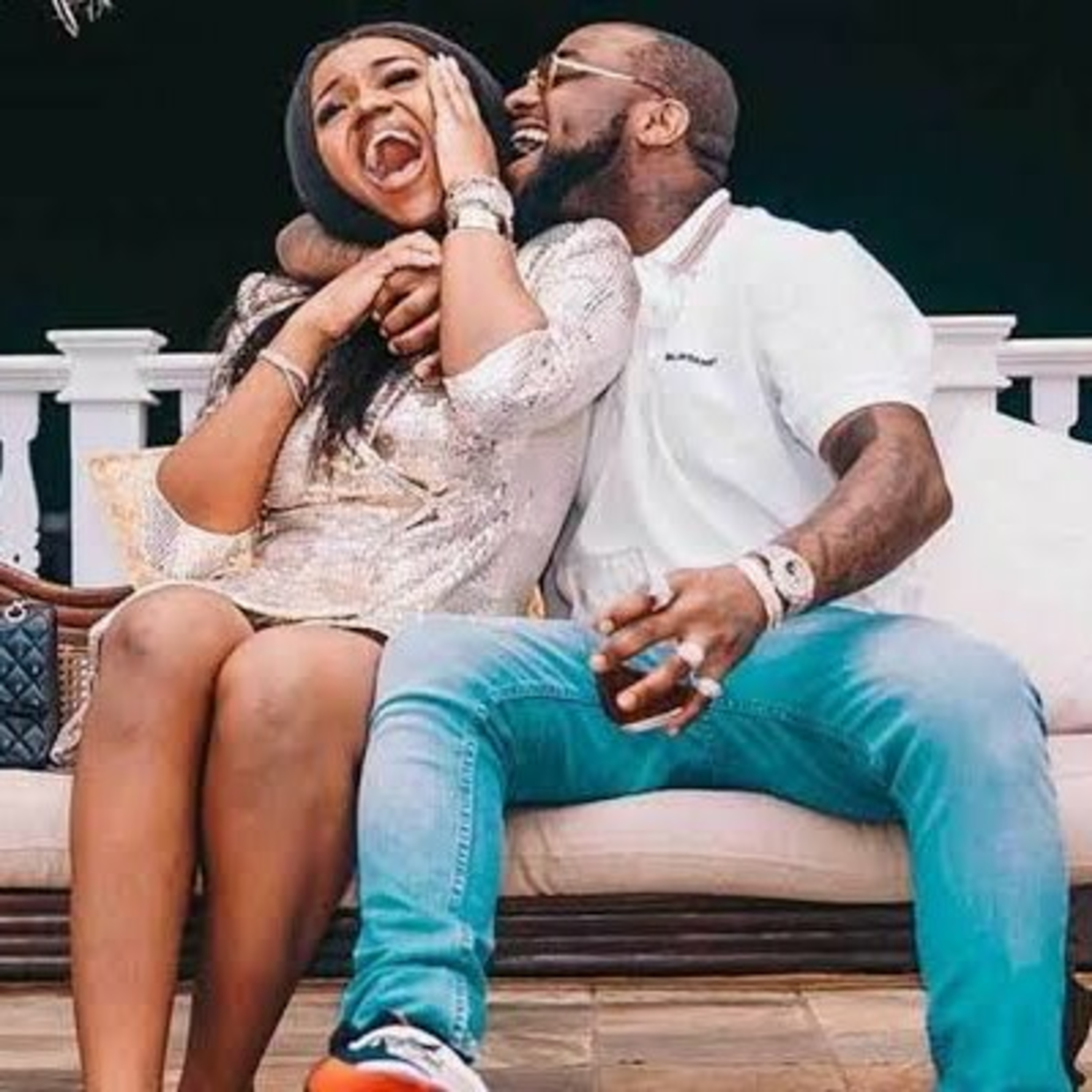 Social Media reacts as loved-up moments of Davido and Chioma surfaces online episode artwork