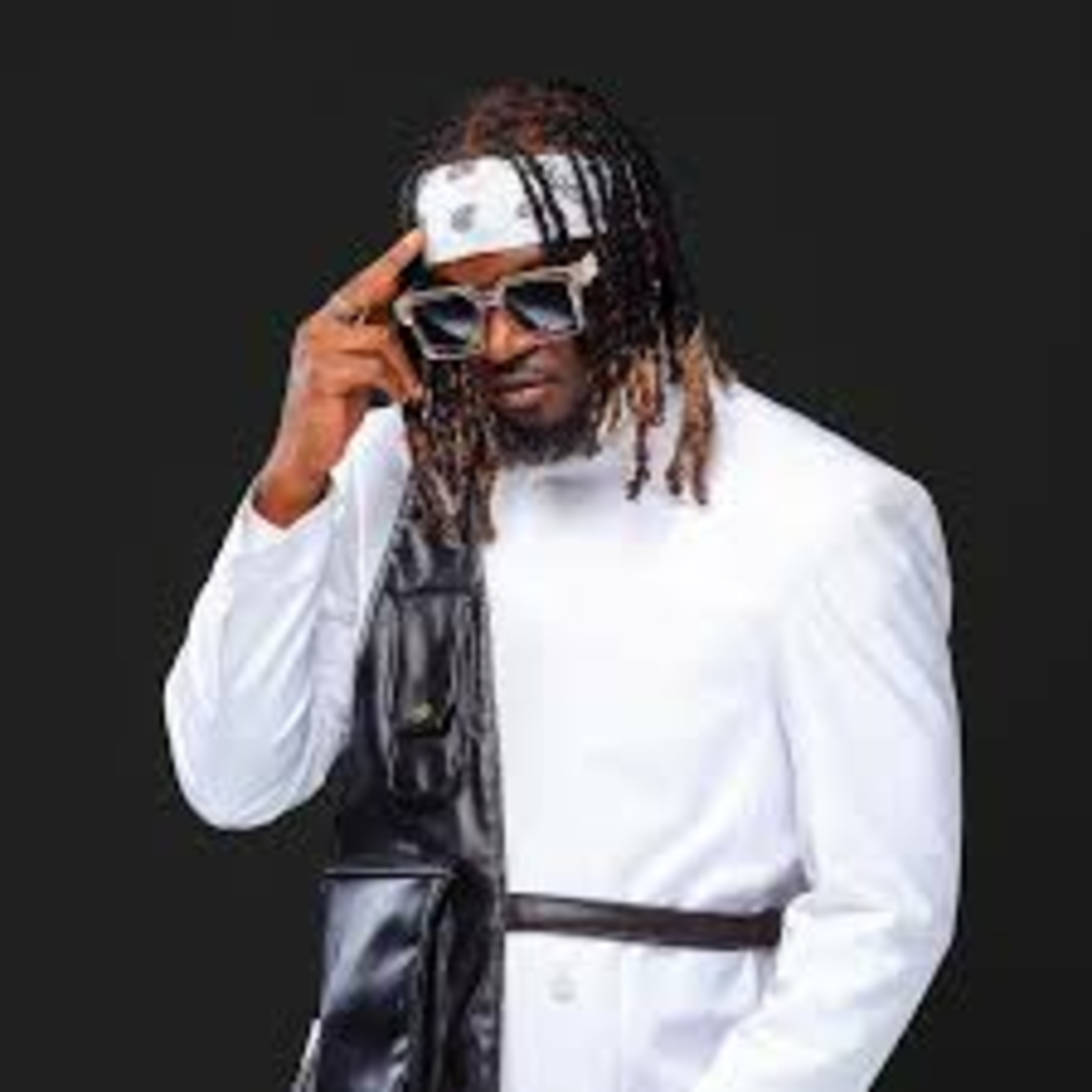 Singer Rudeboy believes the problem of Nigerians is self-entitlement. episode artwork