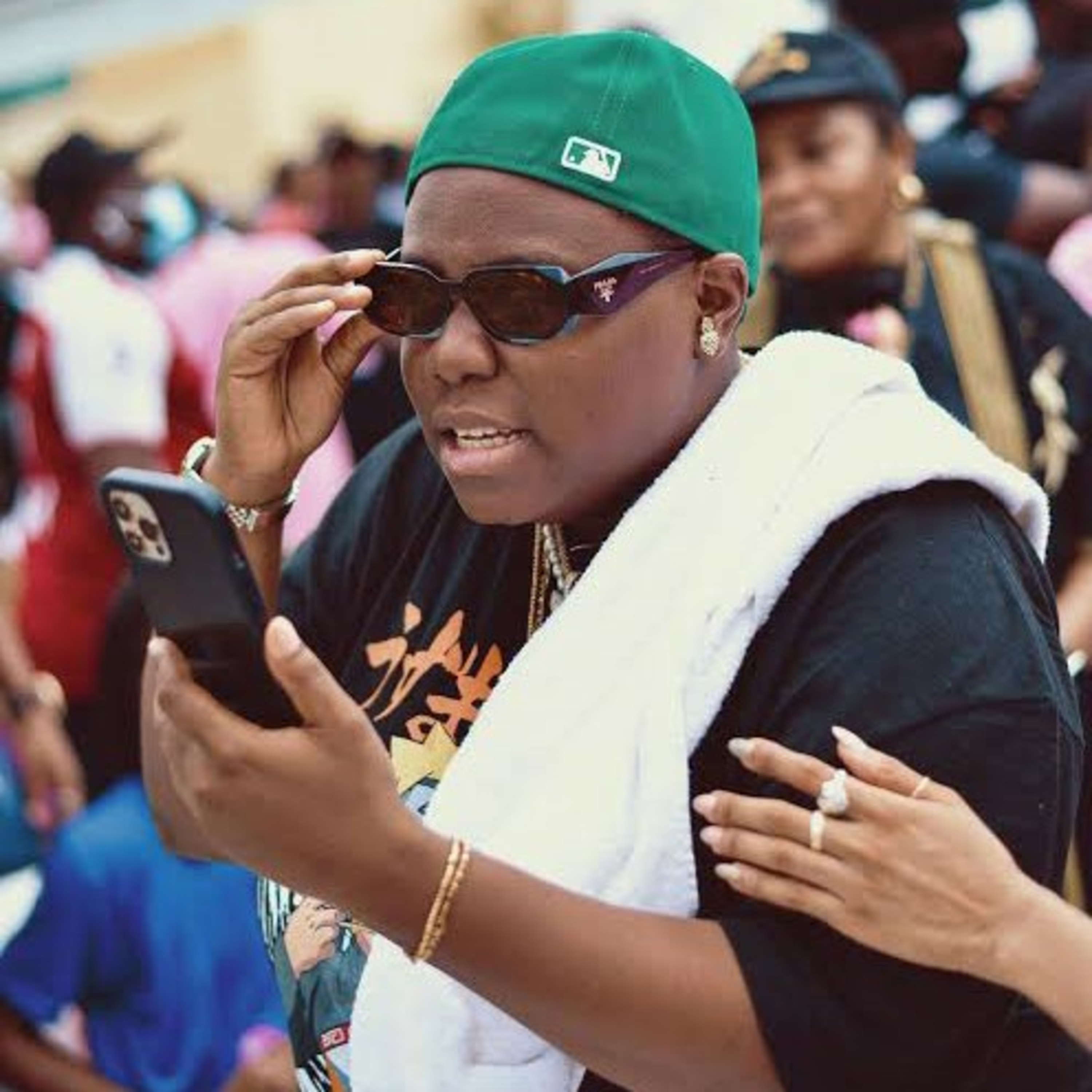 Singer Teni blasts the Beggars Association of Nigeria over the recent begging tactics  episode artwork
