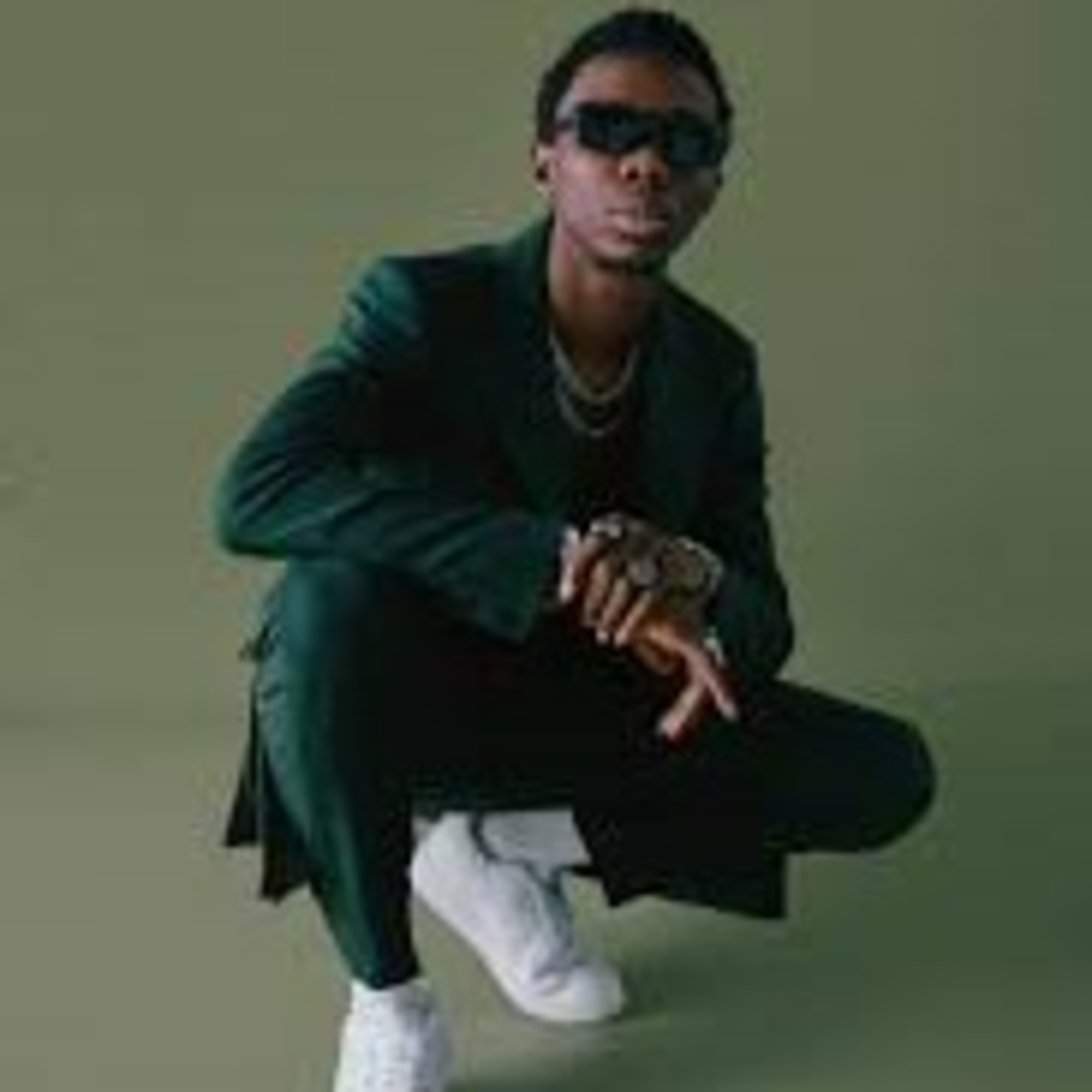 Blaqbonez declares himself the best in the world. episode artwork