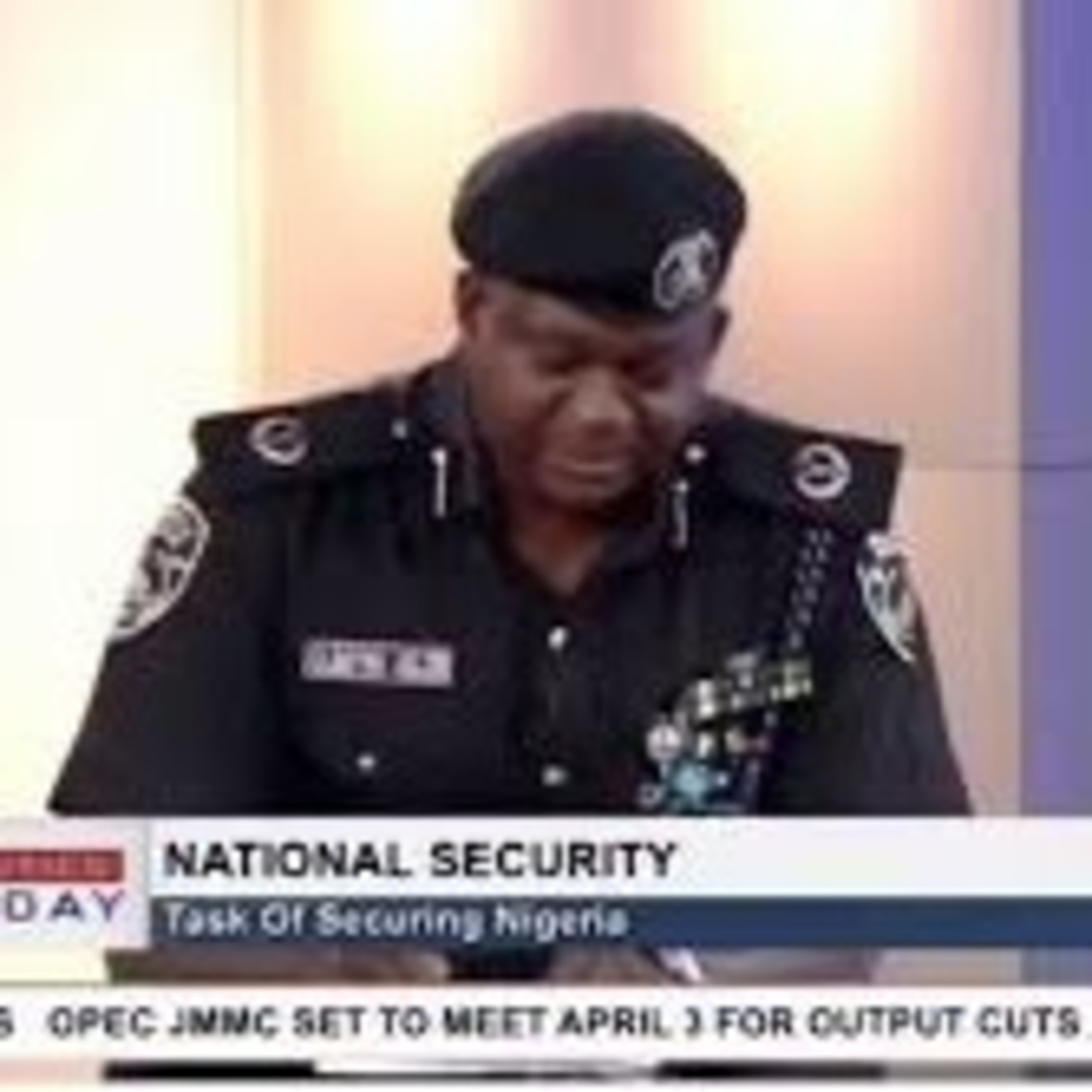 Get to know why Police can not arrest crossdressers episode artwork