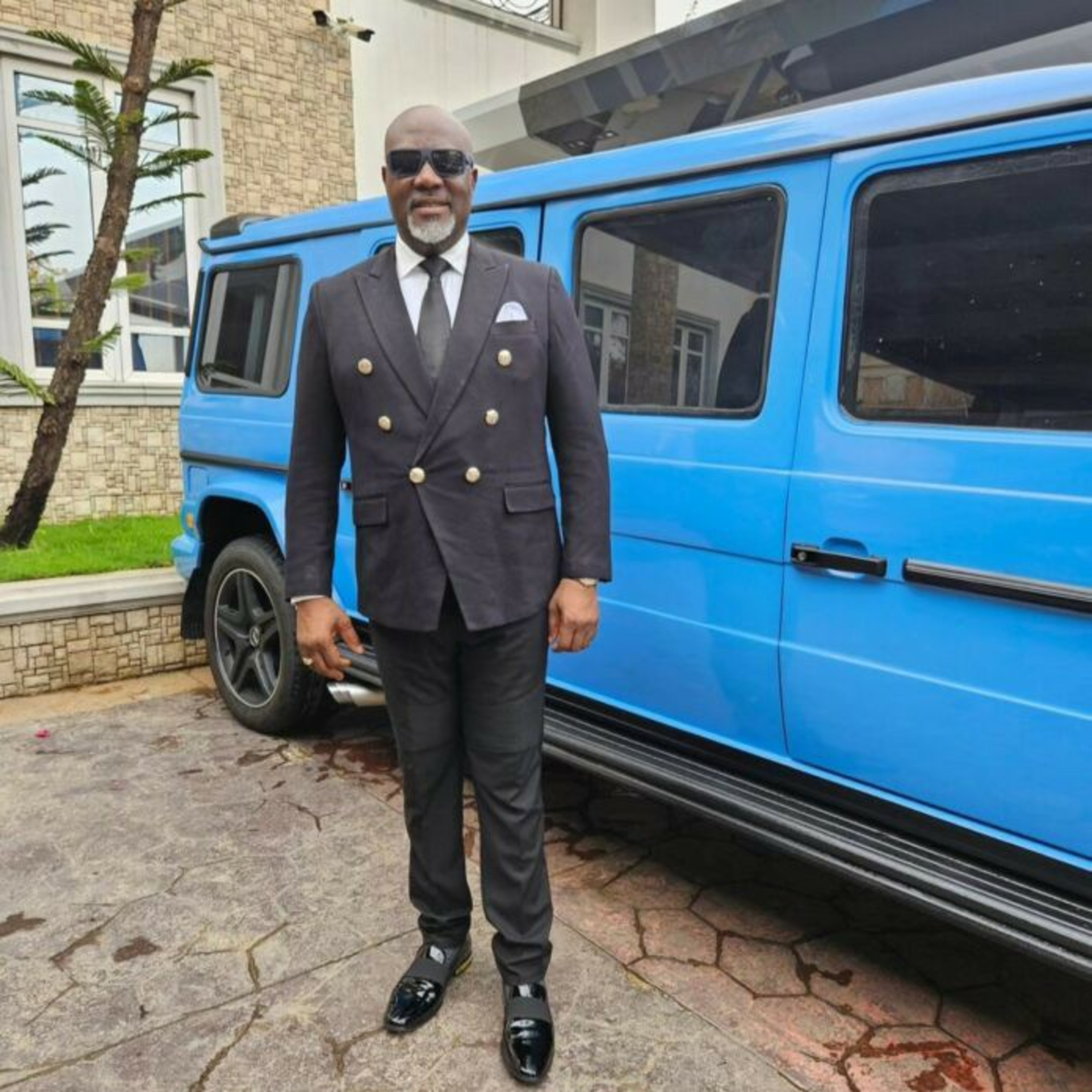 Senator Dino Melaye acquires a Limousine  episode artwork