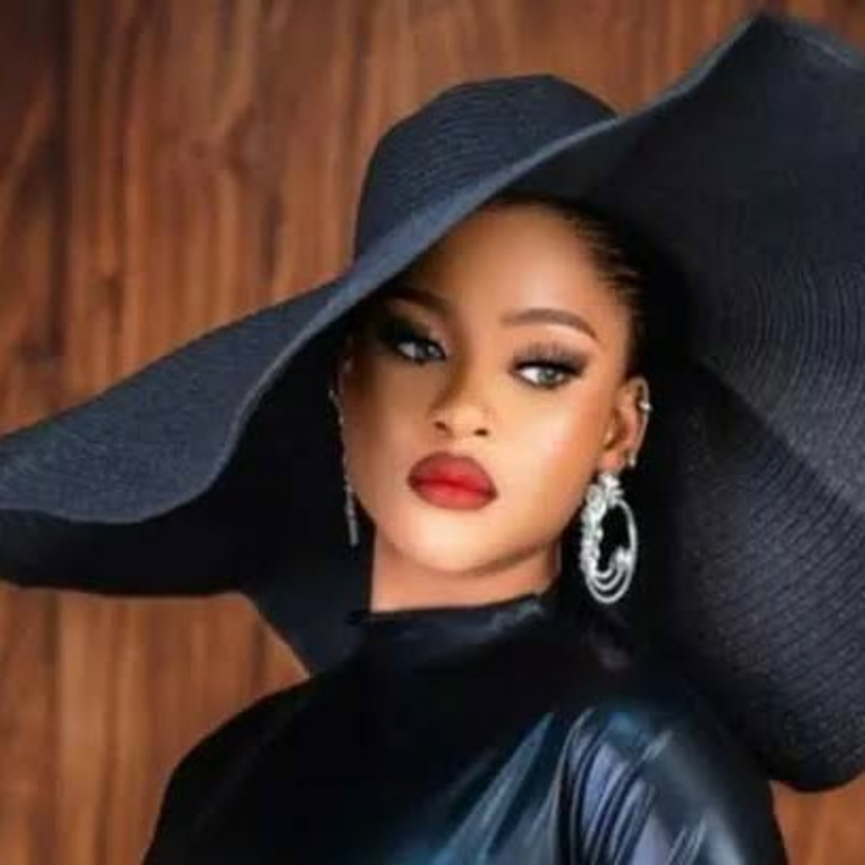Social Media react as Phyna continue to drag BBNaija organizers over unpaid prize money episode artwork