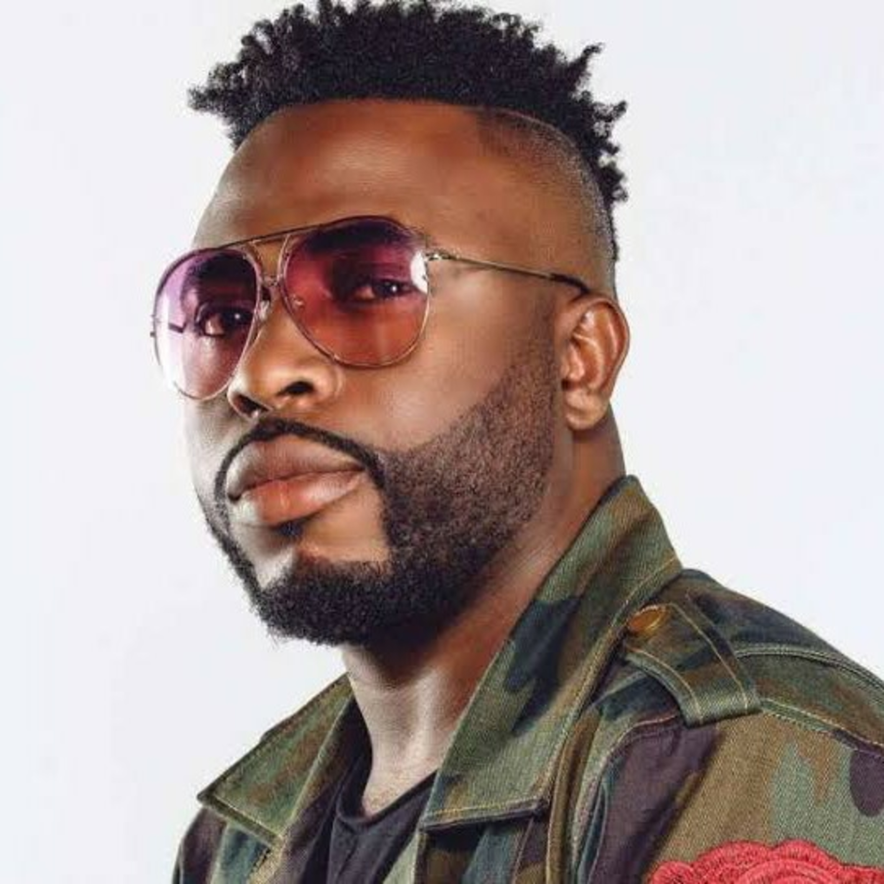 Samklef reveals once contemplated getting into a romantic relationship with singer Simi episode artwork