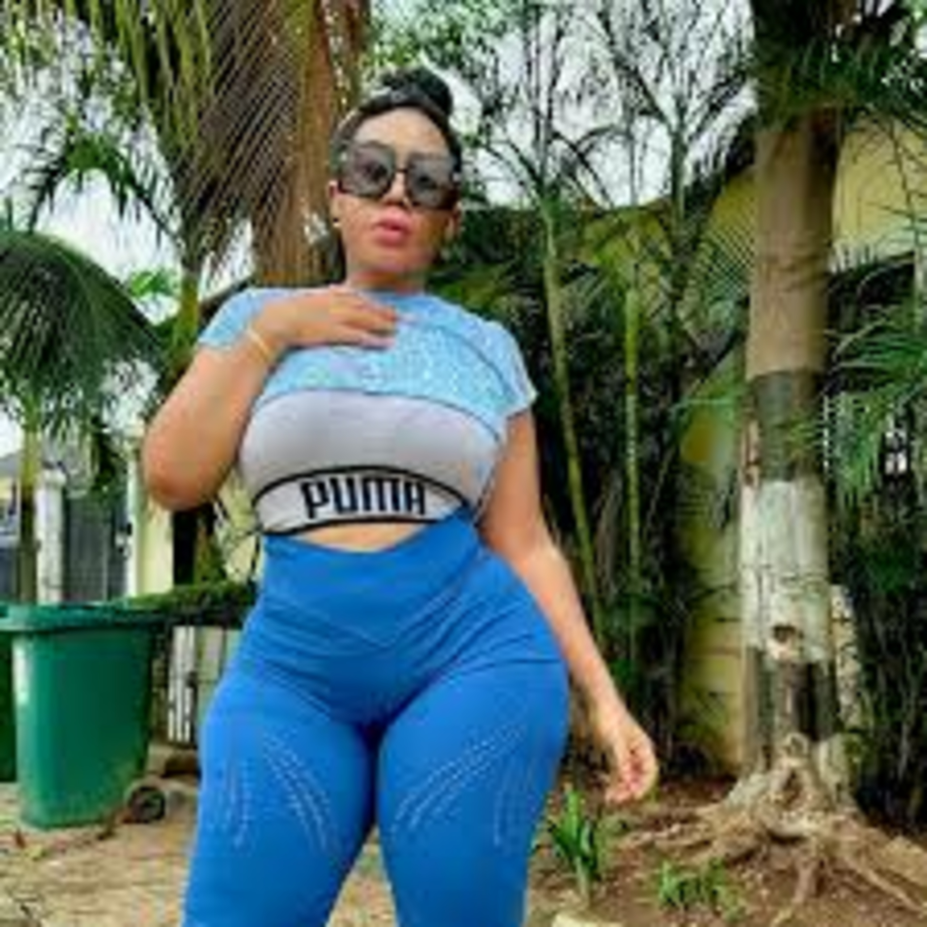 Moyo Lawal reply fans who urged her to stop bleaching her skin