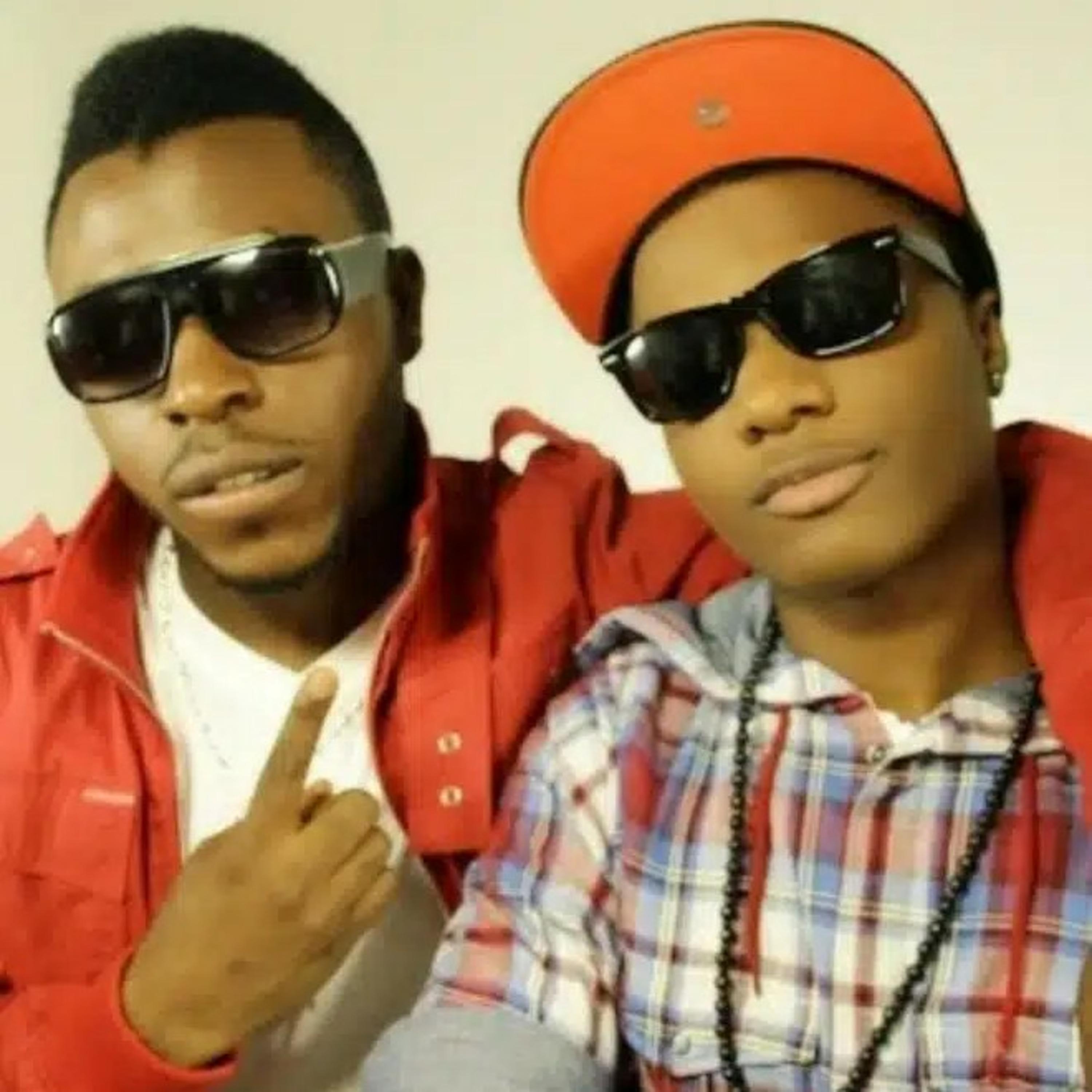 Producer Samklef congratulates singer Wizkid