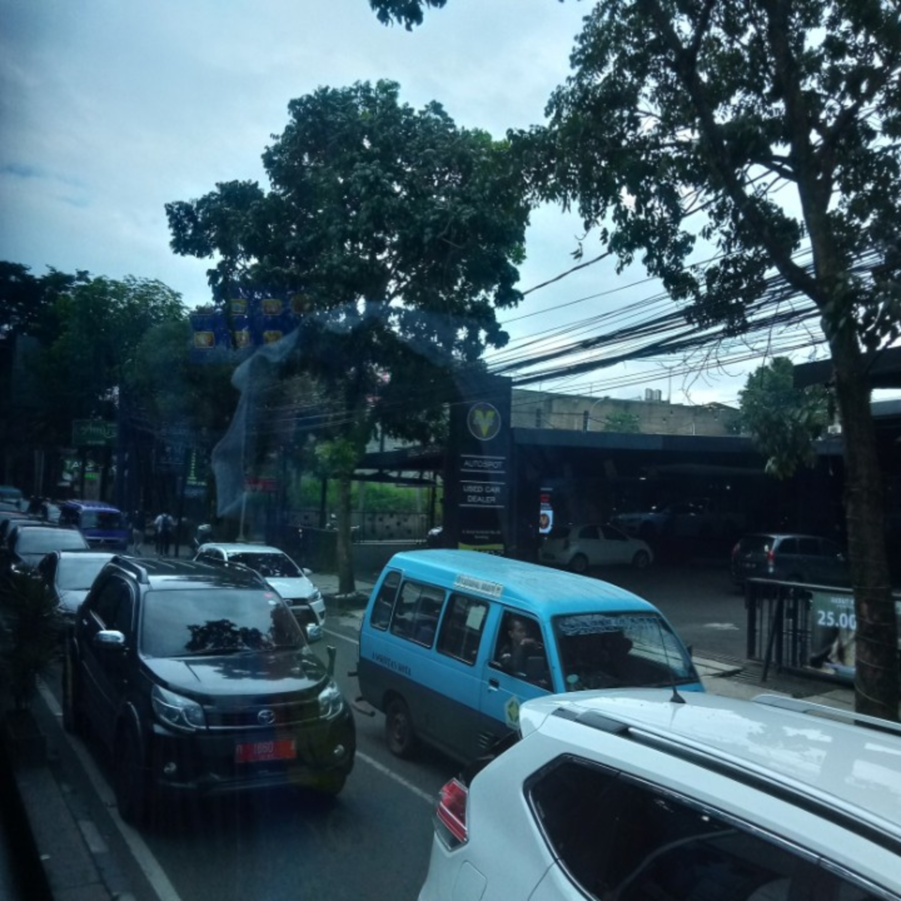 Menyuarakan