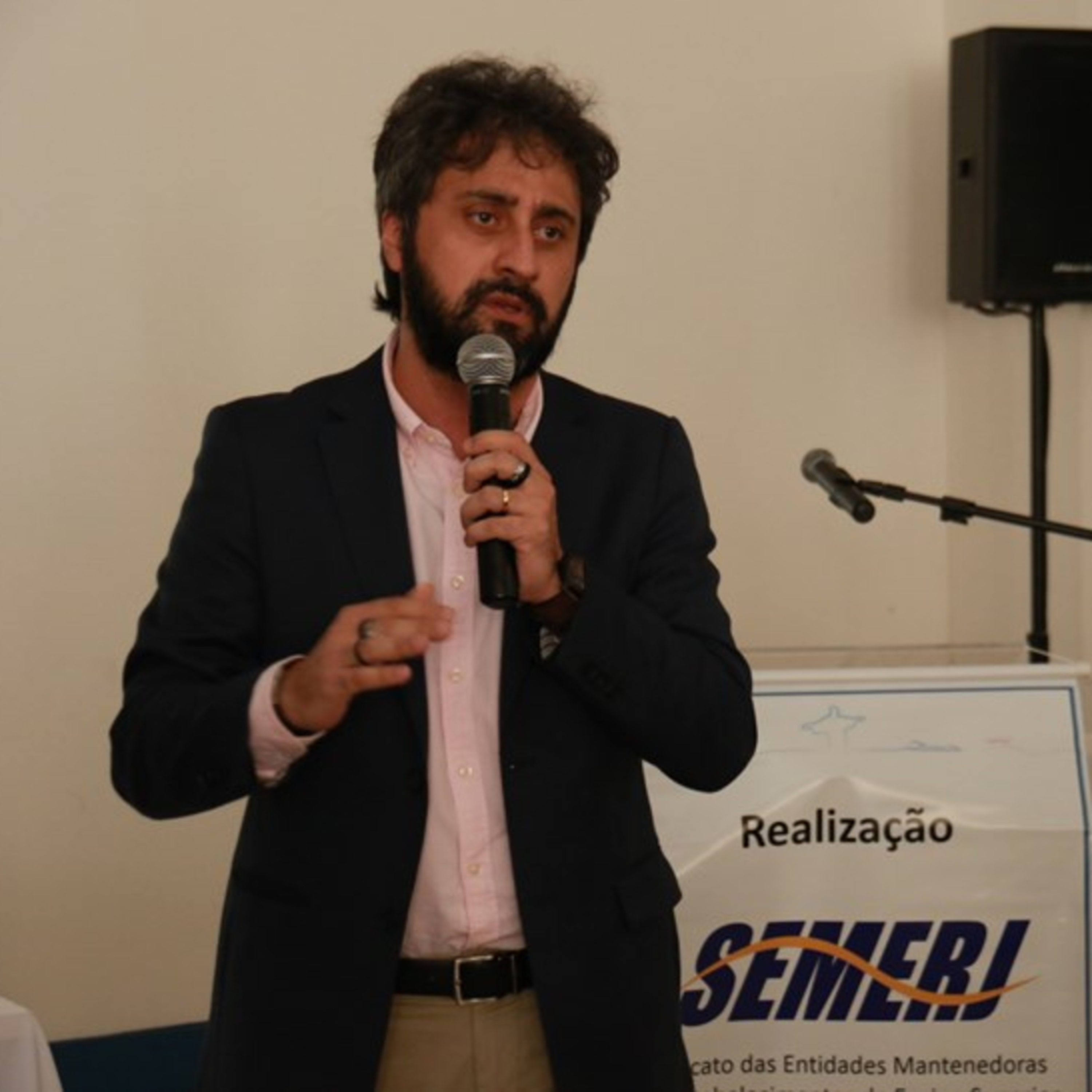 Palestra: “A aprendizagem e a formação em transformação”