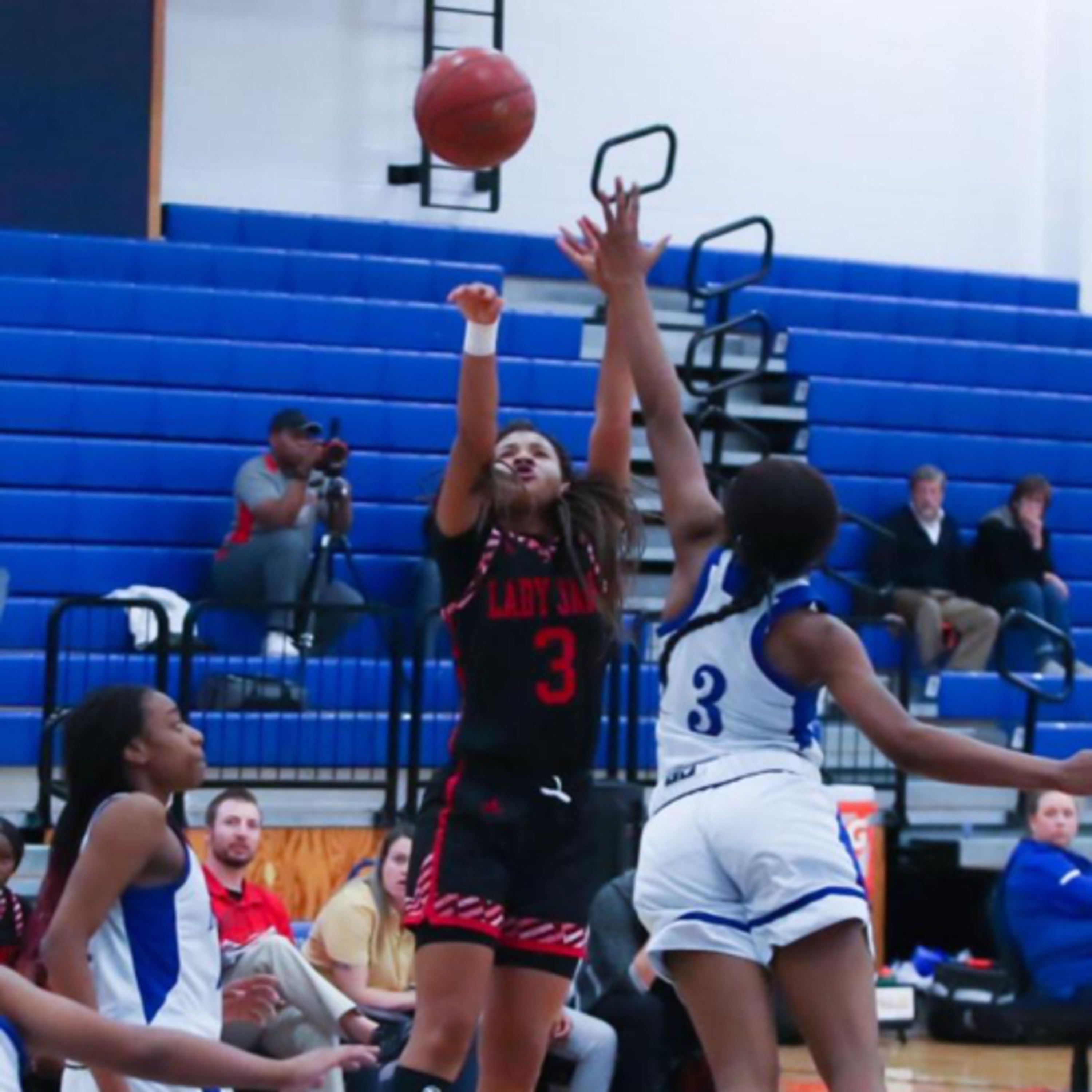 2021 Top 25 prospect Horn HS Mesquite, TX 5-10 Jasmine Shavers episode artwork